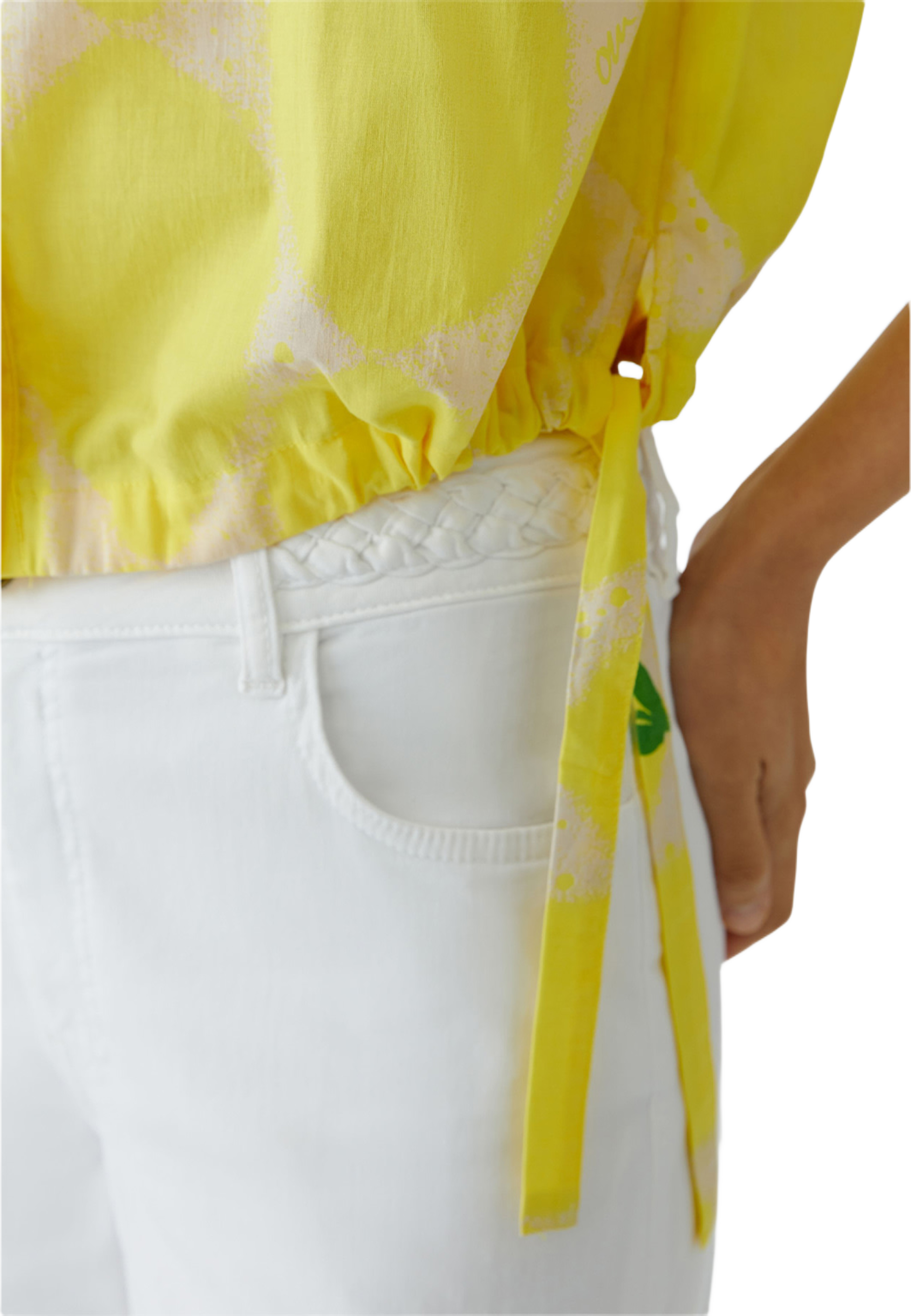 Blus, från Oui, i färgen Yellow Stone. Klicka för att öppna bilden i stort format