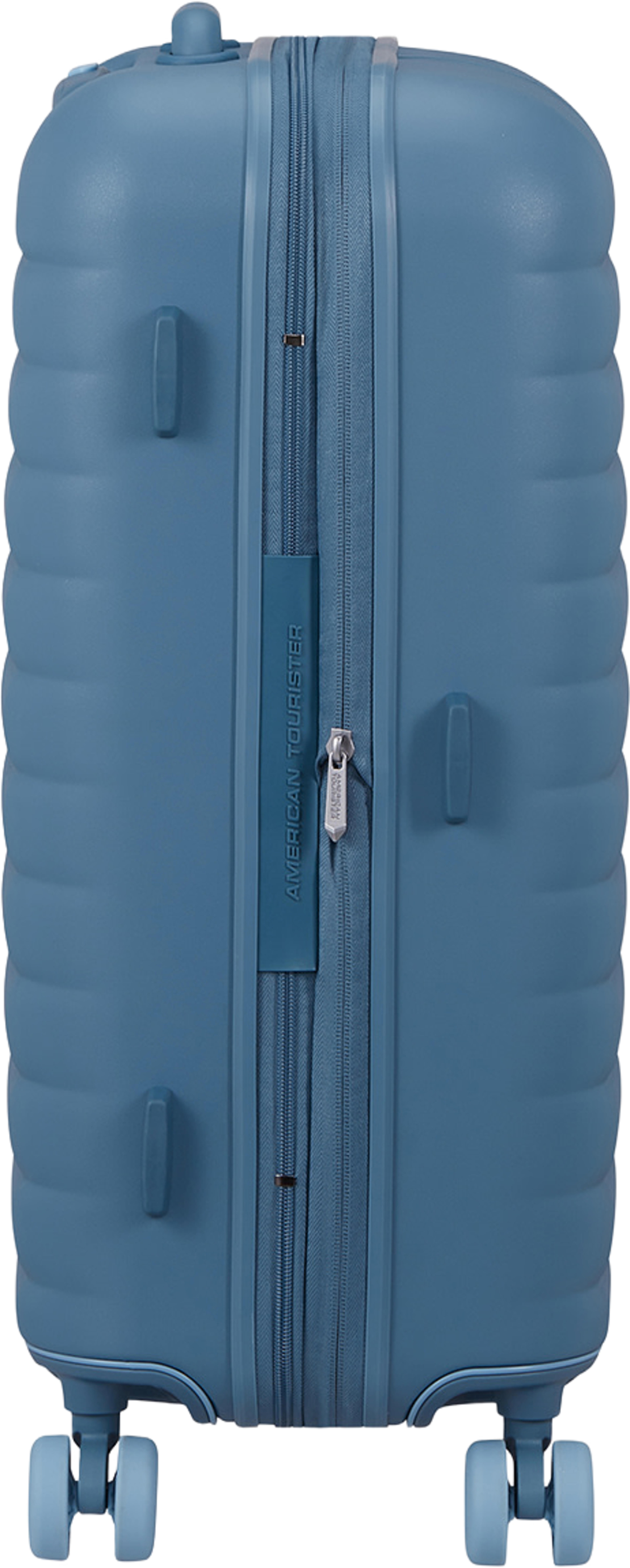 Neovibe expanderbar resväska, från American Tourister, i färgen Steel Blue. Klicka för att öppna bilden i stort format