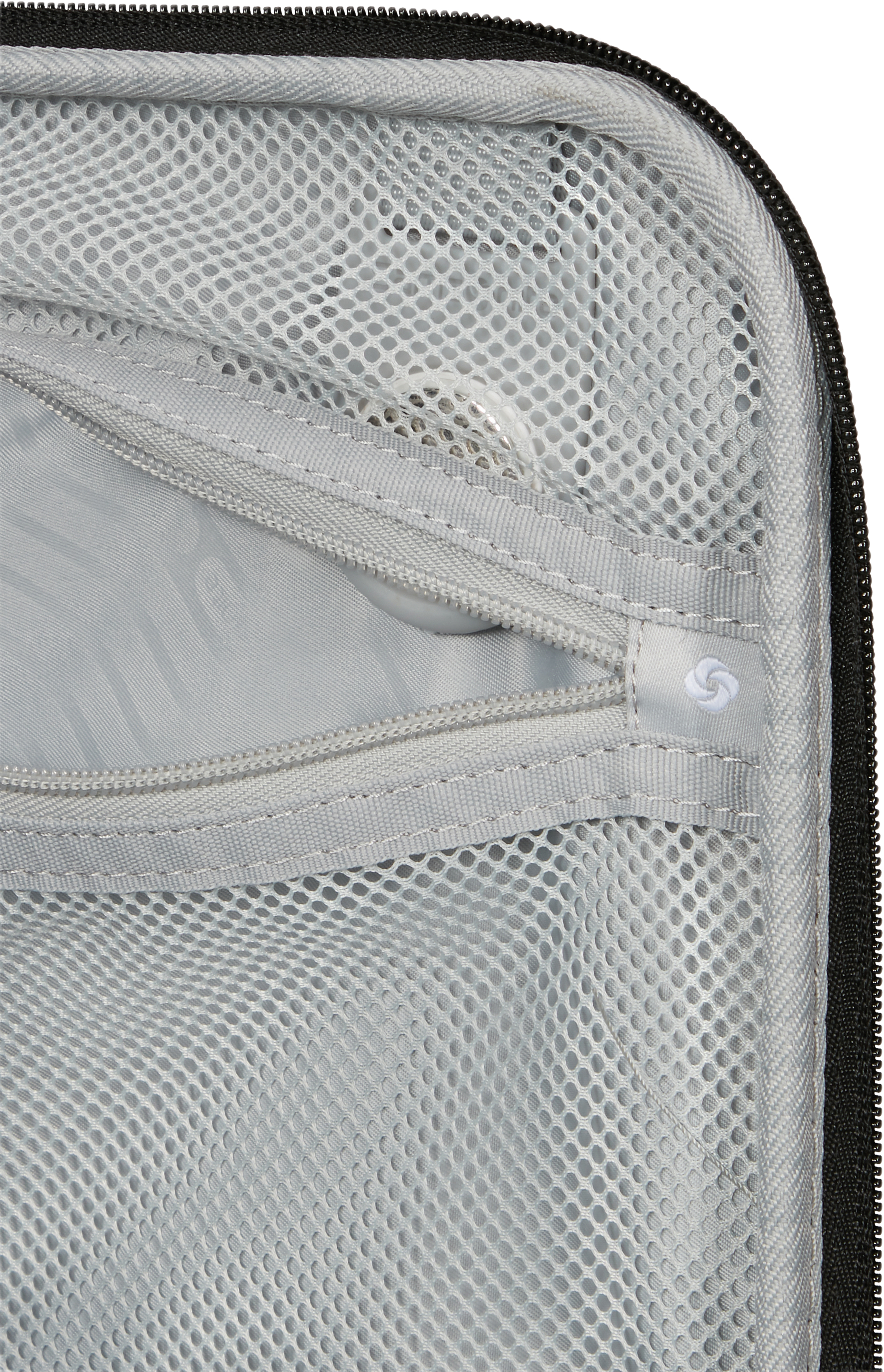 Paralux resväska 67 cm, från Samsonite, i färgen Black. Klicka för att öppna bilden i stort format