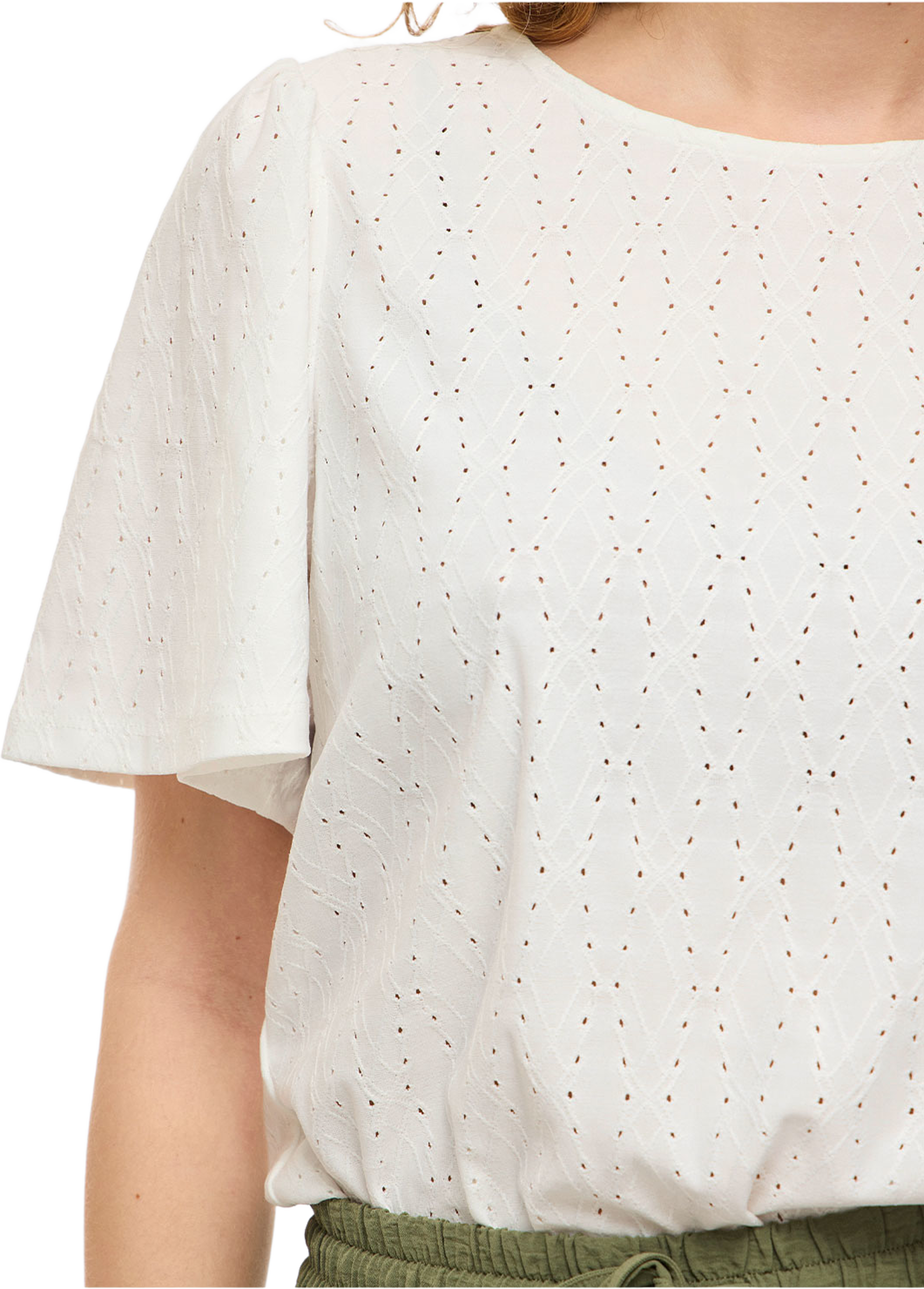 VIBELLI O-NECK S/S TOP, från Vila, i färgen Snow White. Klicka för att öppna bilden i stort format