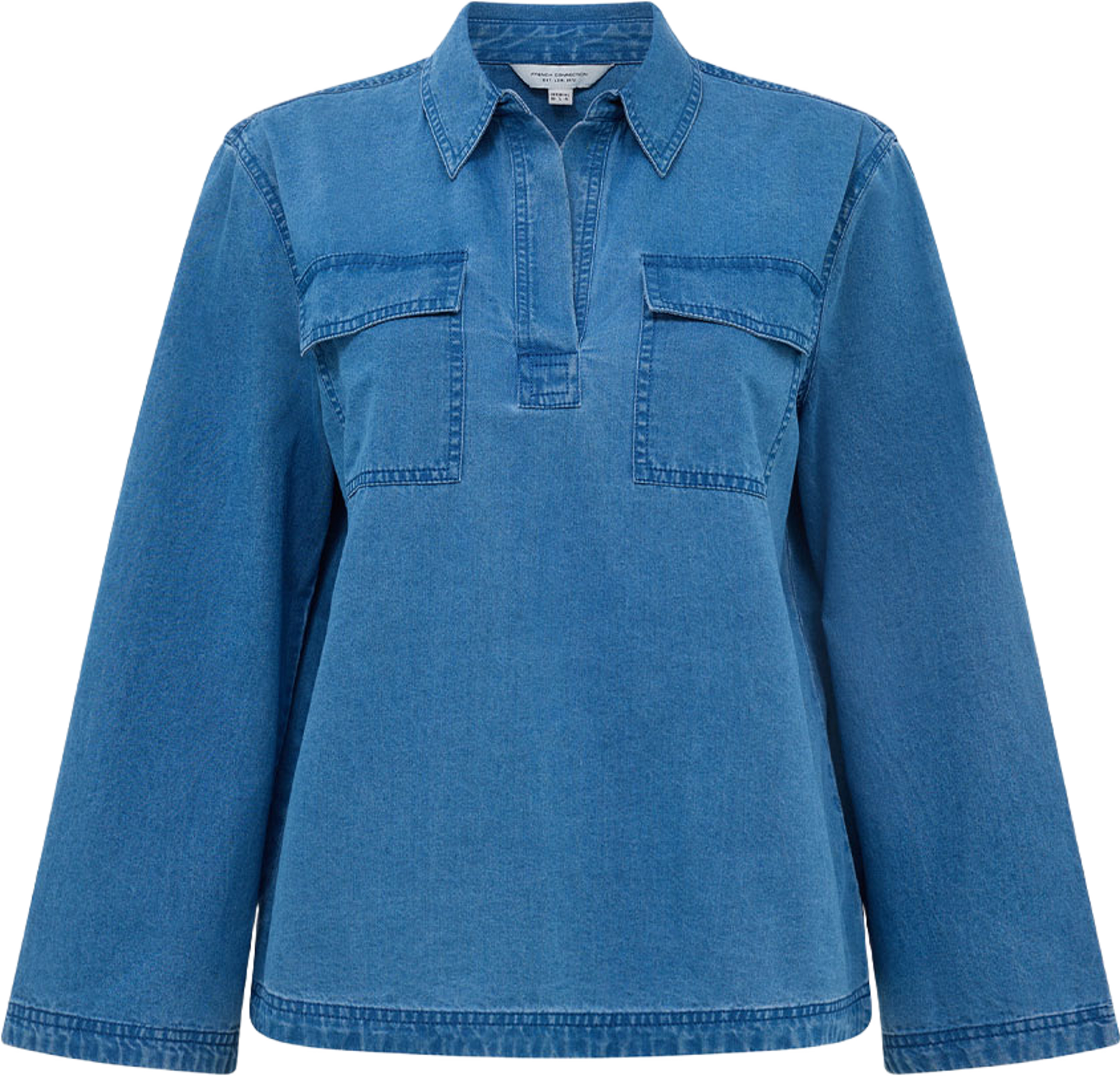 Zaves Chambray Denim Pocket Shirt, från French Connection, i färgen Medium Bleach Wash. Klicka för att öppna bilden i stort format