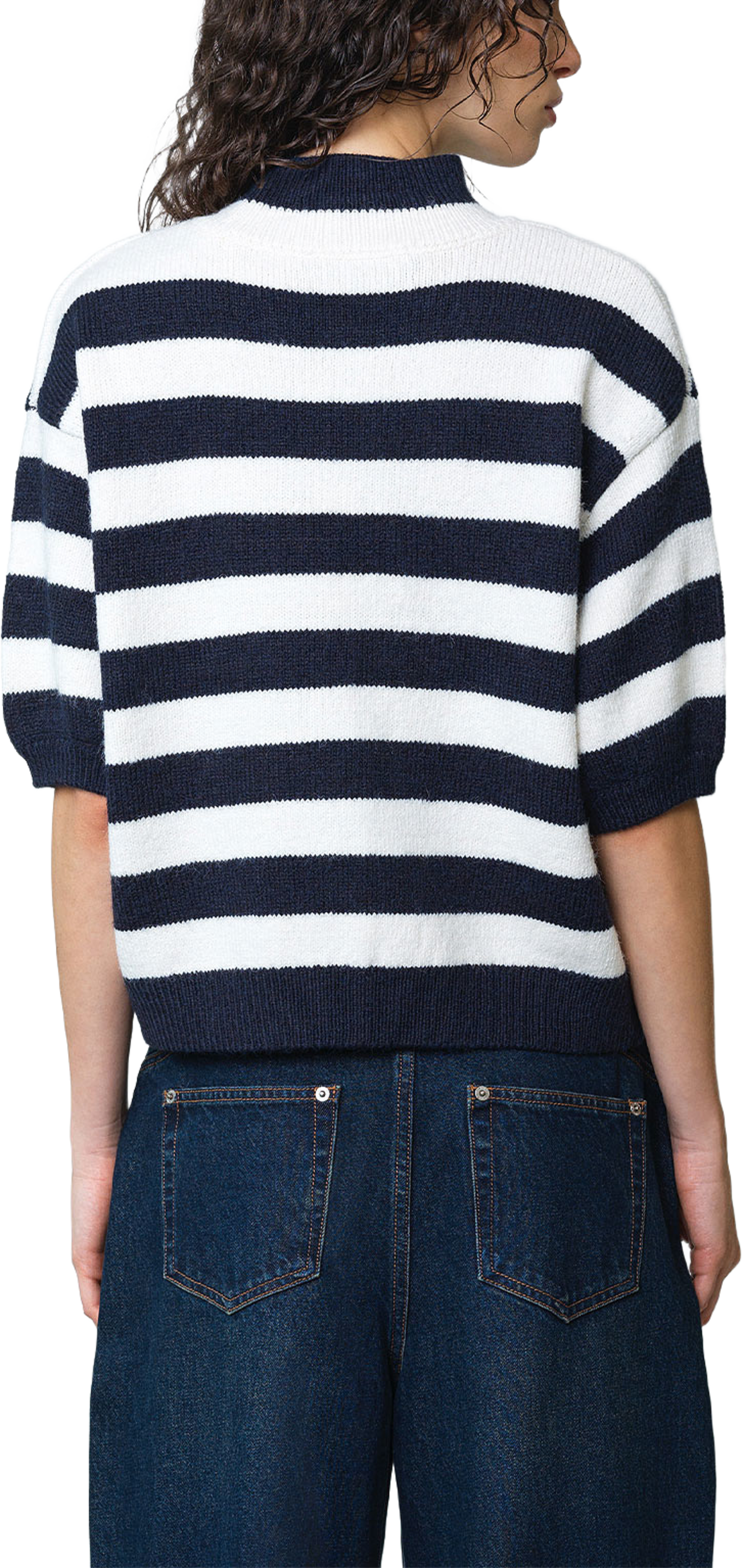 Larisa Knit Short Sleeve Striped Jumper, från French Connection, i färgen New Navy/Summer White. Klicka för att öppna bilden i stort format