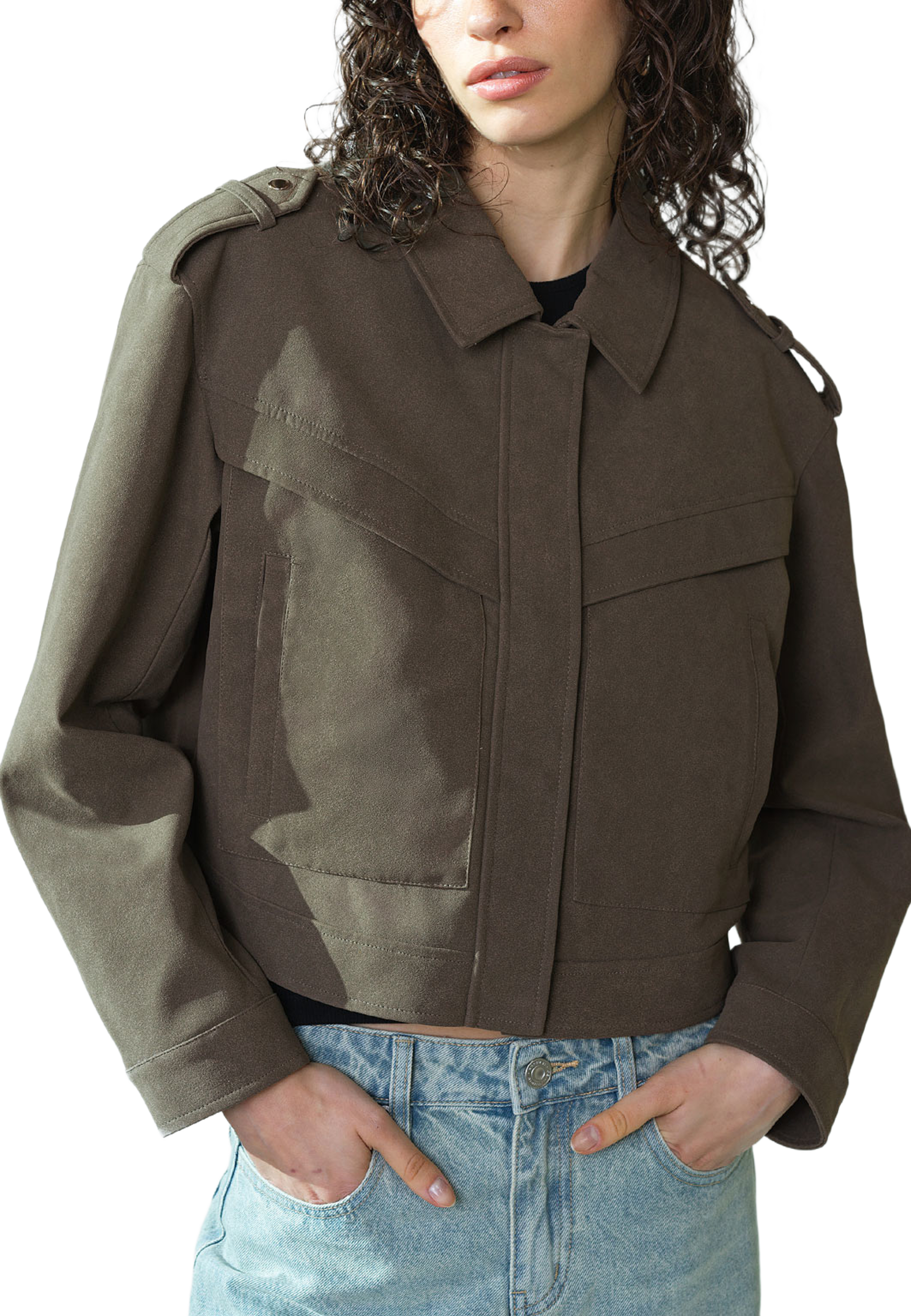 Larissa Faux Suede Bomber Jacket, från French Connection, i färgen Vintage Khaki. Klicka för att öppna bilden i stort format