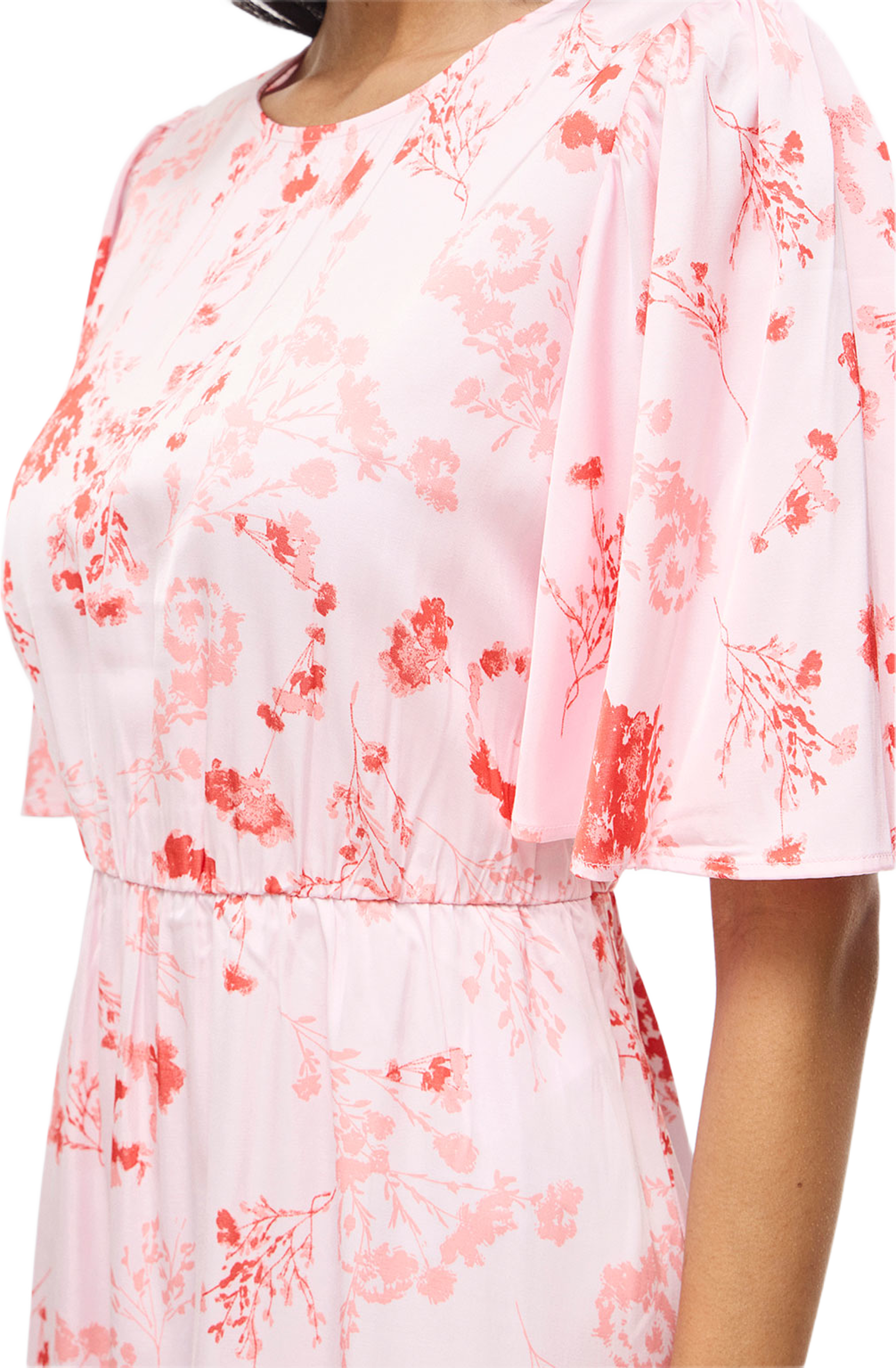 Vithailia Anya Dress, från Vila, i färgen Cherry Blossom Anya. Klicka för att öppna bilden i stort format