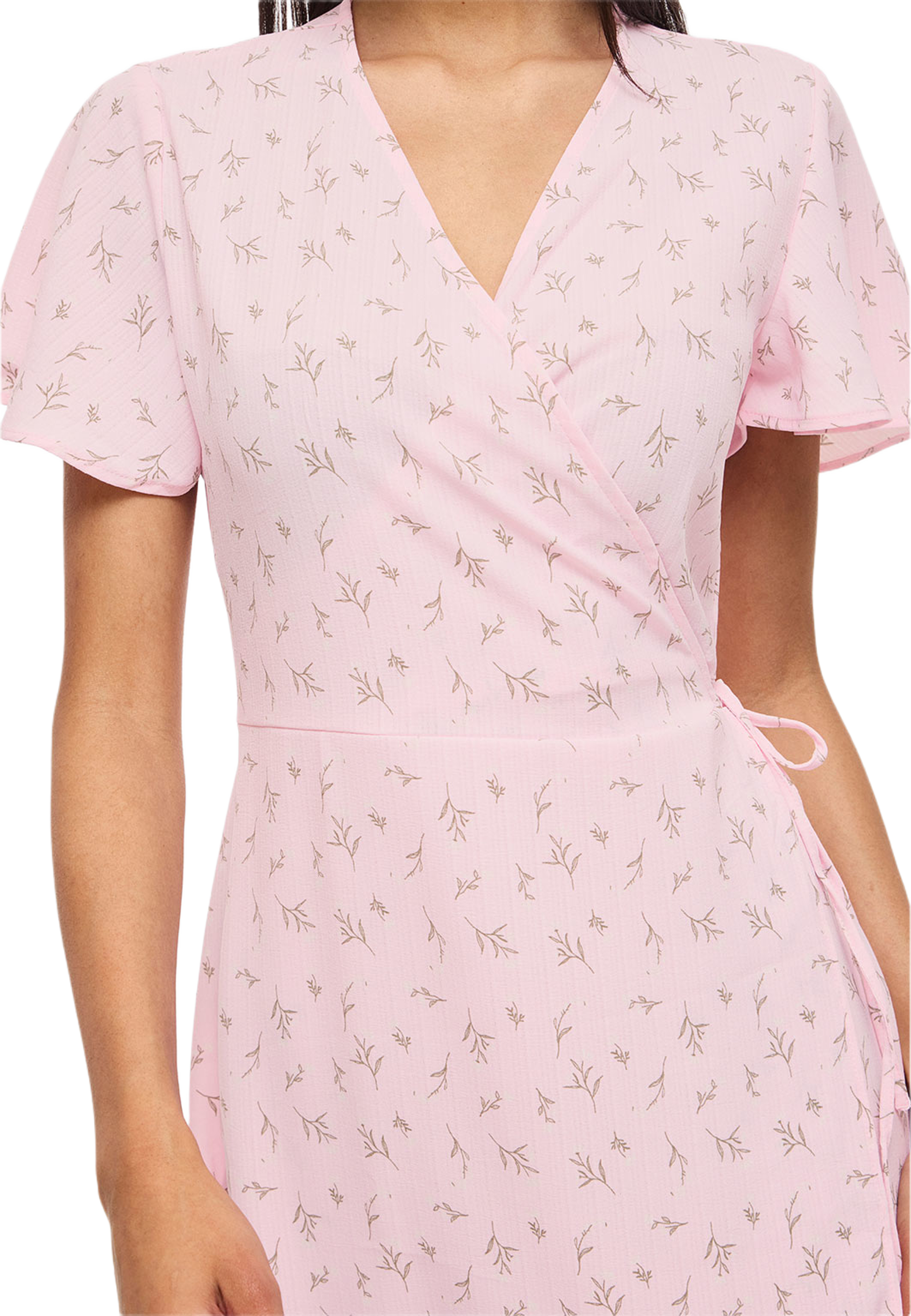 Vilovie Wrap Midi Dress, från Vila, i färgen Cherry Blossom Flower. Klicka för att öppna bilden i stort format