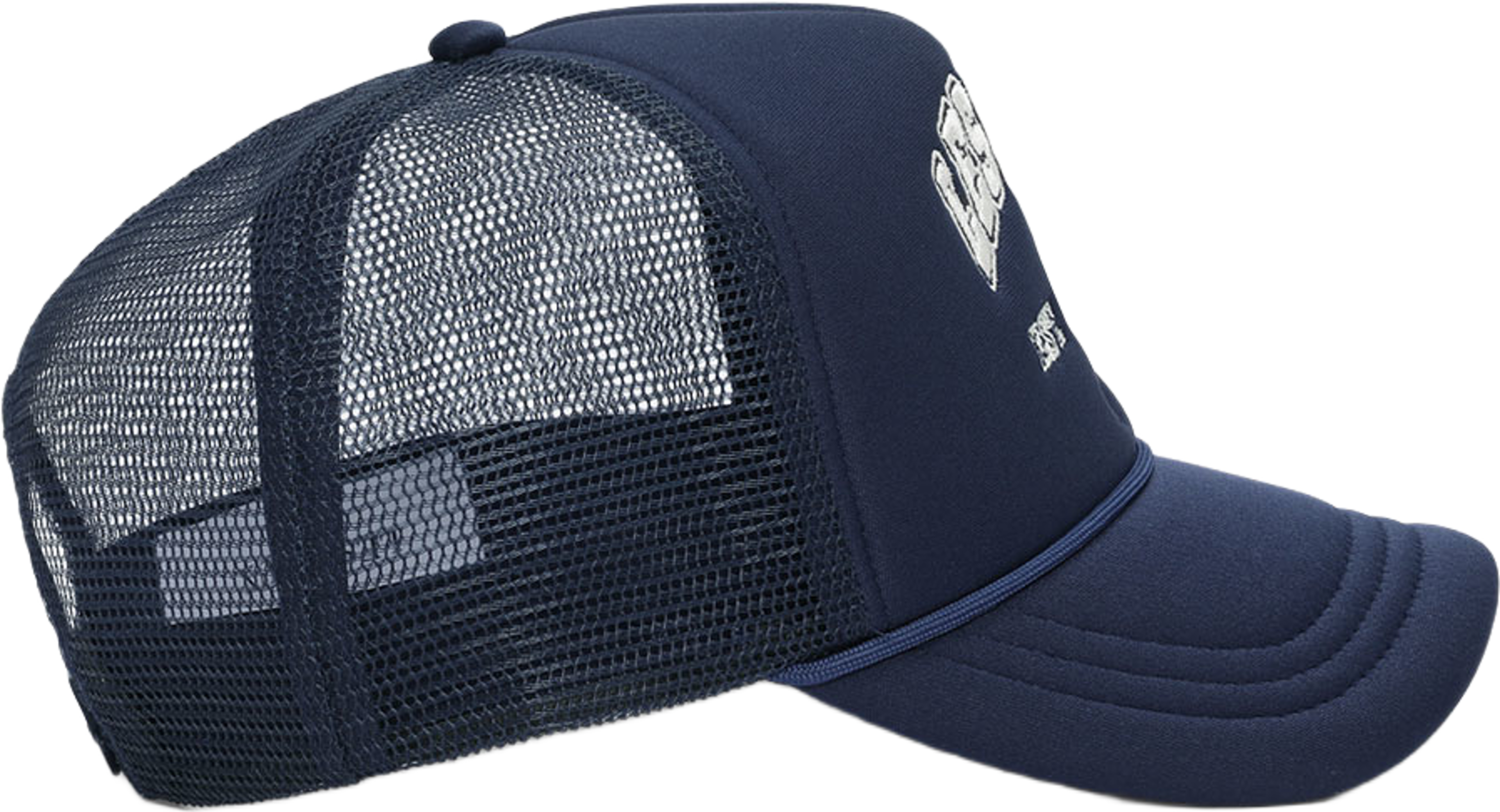 Basketball Player Trucker Cap, från LES DEUX, i färgen Dark Navy Blue. Klicka för att öppna bilden i stort format
