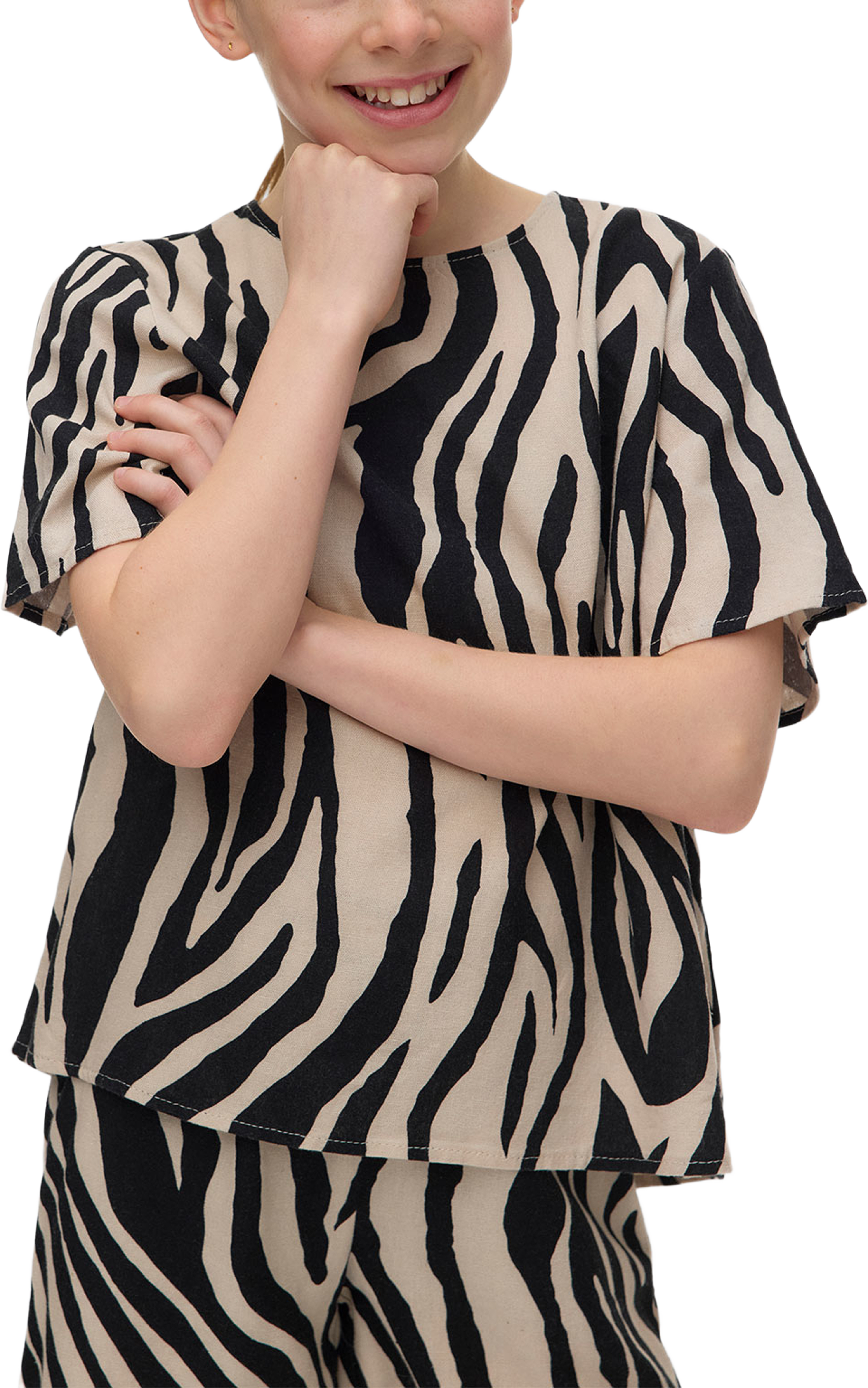 Vmmymilo Top, från Vero Moda Girls, i färgen Silver Lining Sina. Klicka för att öppna bilden i stort format