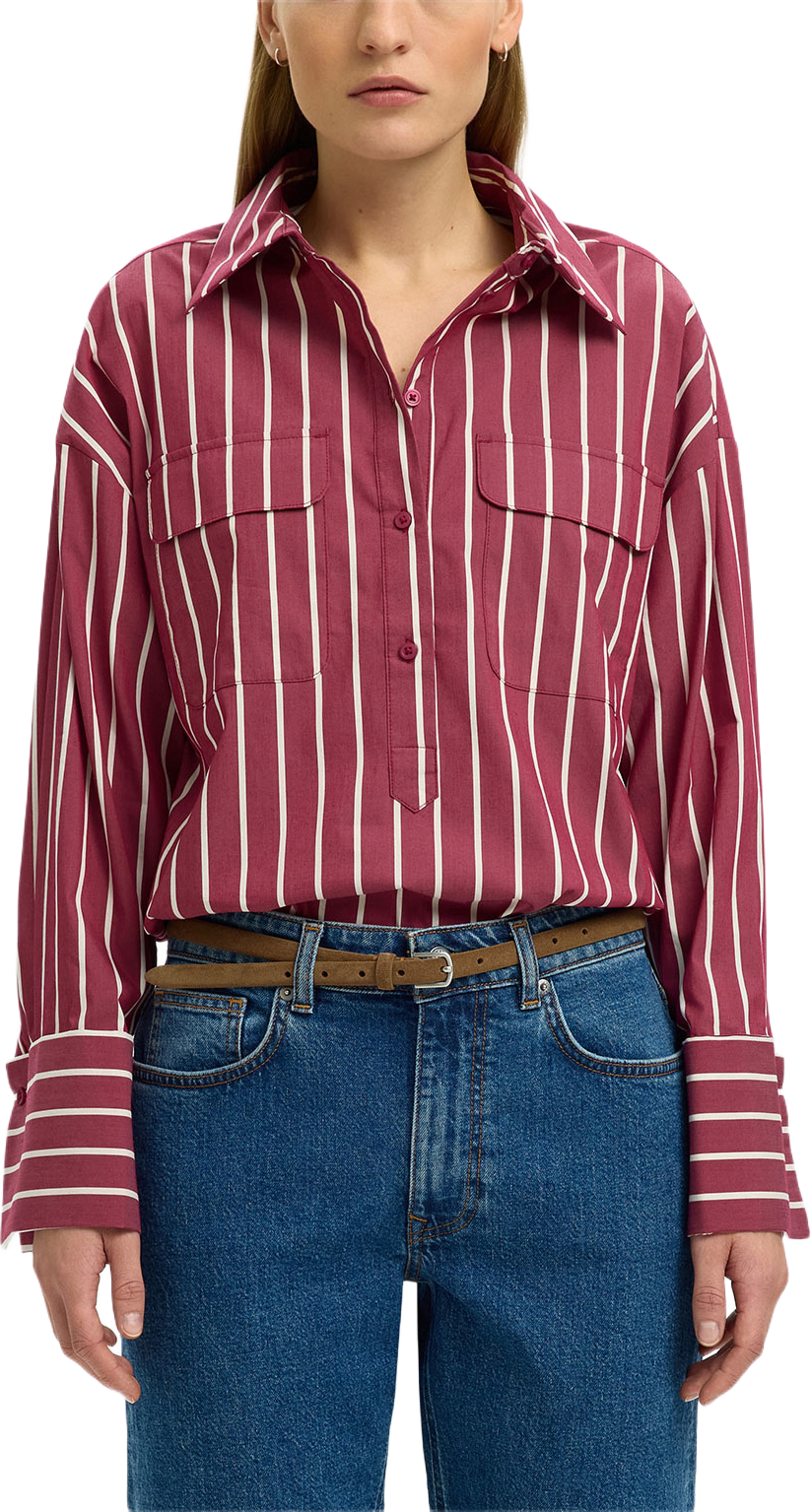 Bea Oversized Shirt, från Selected Femme, i färgen Anemone Stripe. Klicka för att öppna bilden i stort format