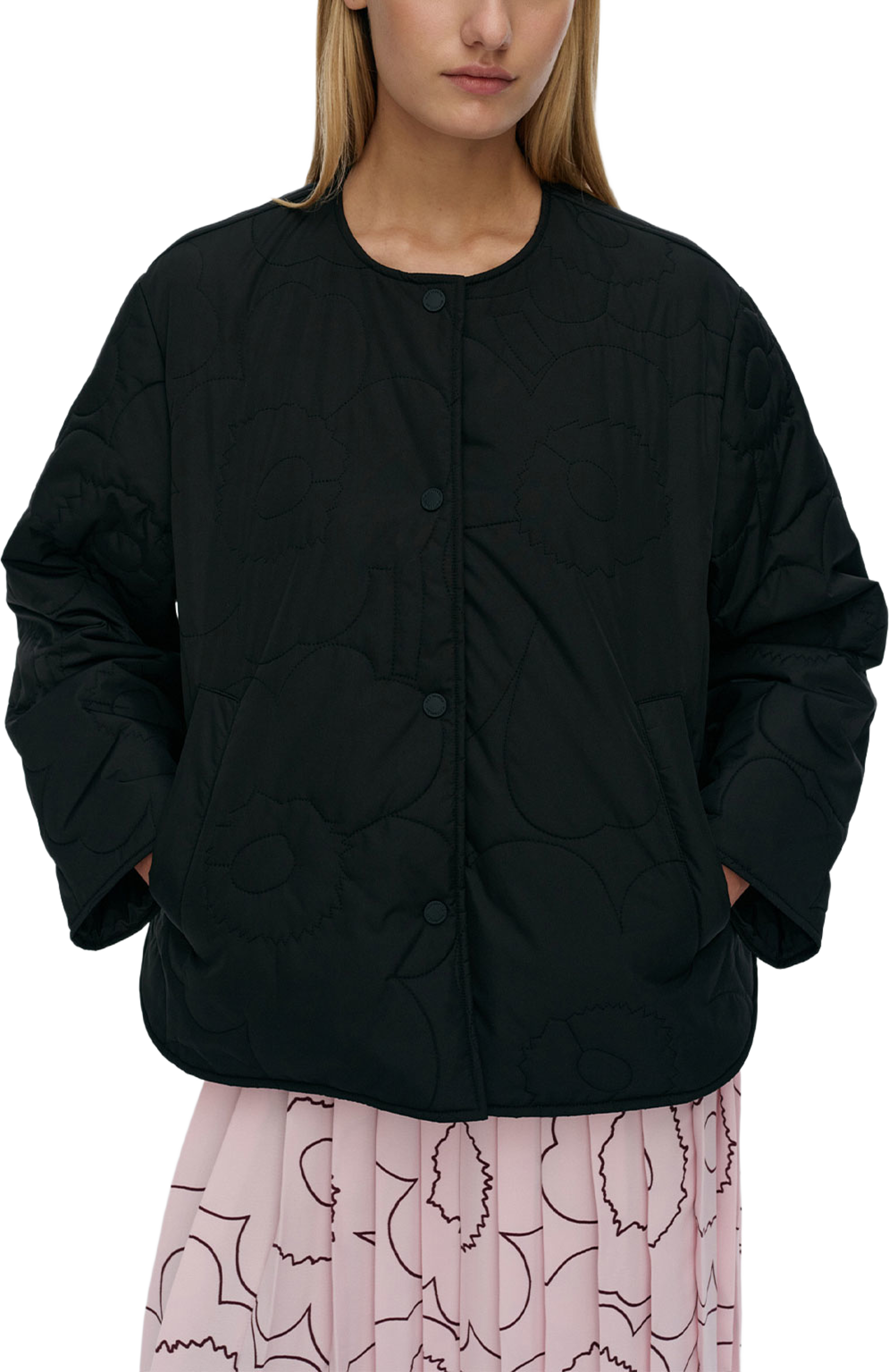 Kapseli Piirto Unikko Padded Jacket, från Marimekko, i färgen Black. Black. Klicka för att öppna bilden i stort format
