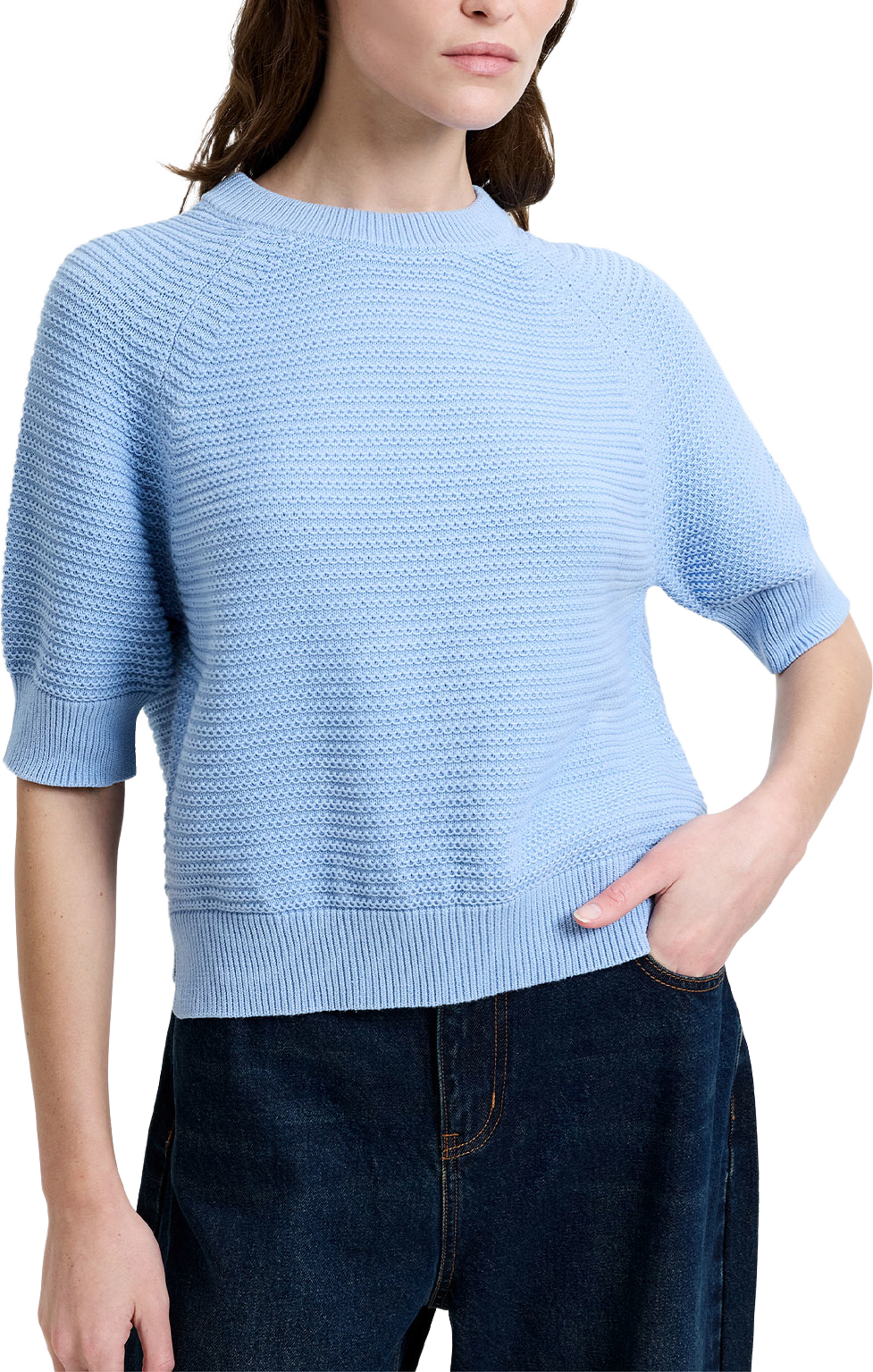 Lily Mozart Short Sleeve Jumper, från French Connection, i färgen Pretty Blue. Klicka för att öppna bilden i stort format