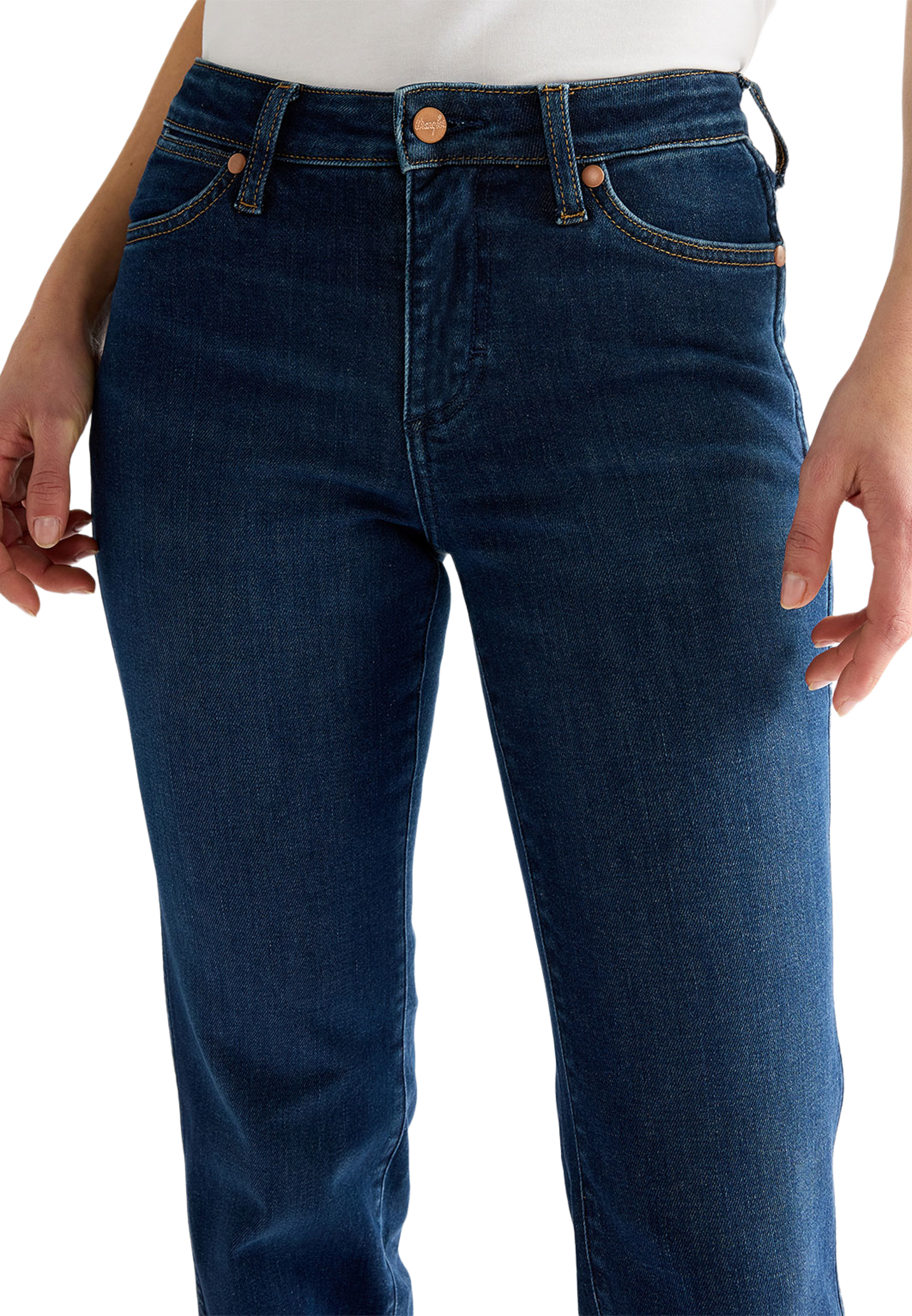 Dawn Jeans, från Wrangler, i färgen Jay. Klicka för att öppna bilden i stort format