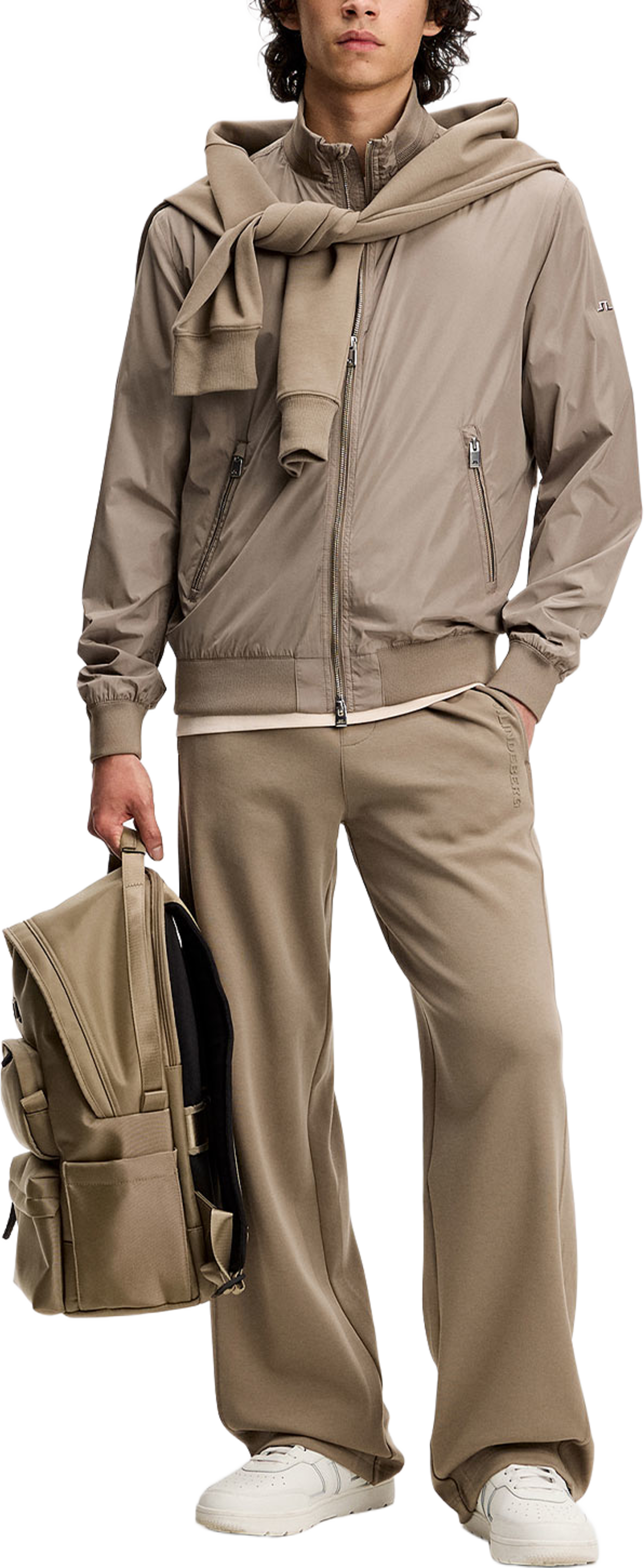 Kevin Poly Jacket, från J.Lindeberg, i färgen Brindle. Klicka för att öppna bilden i stort format