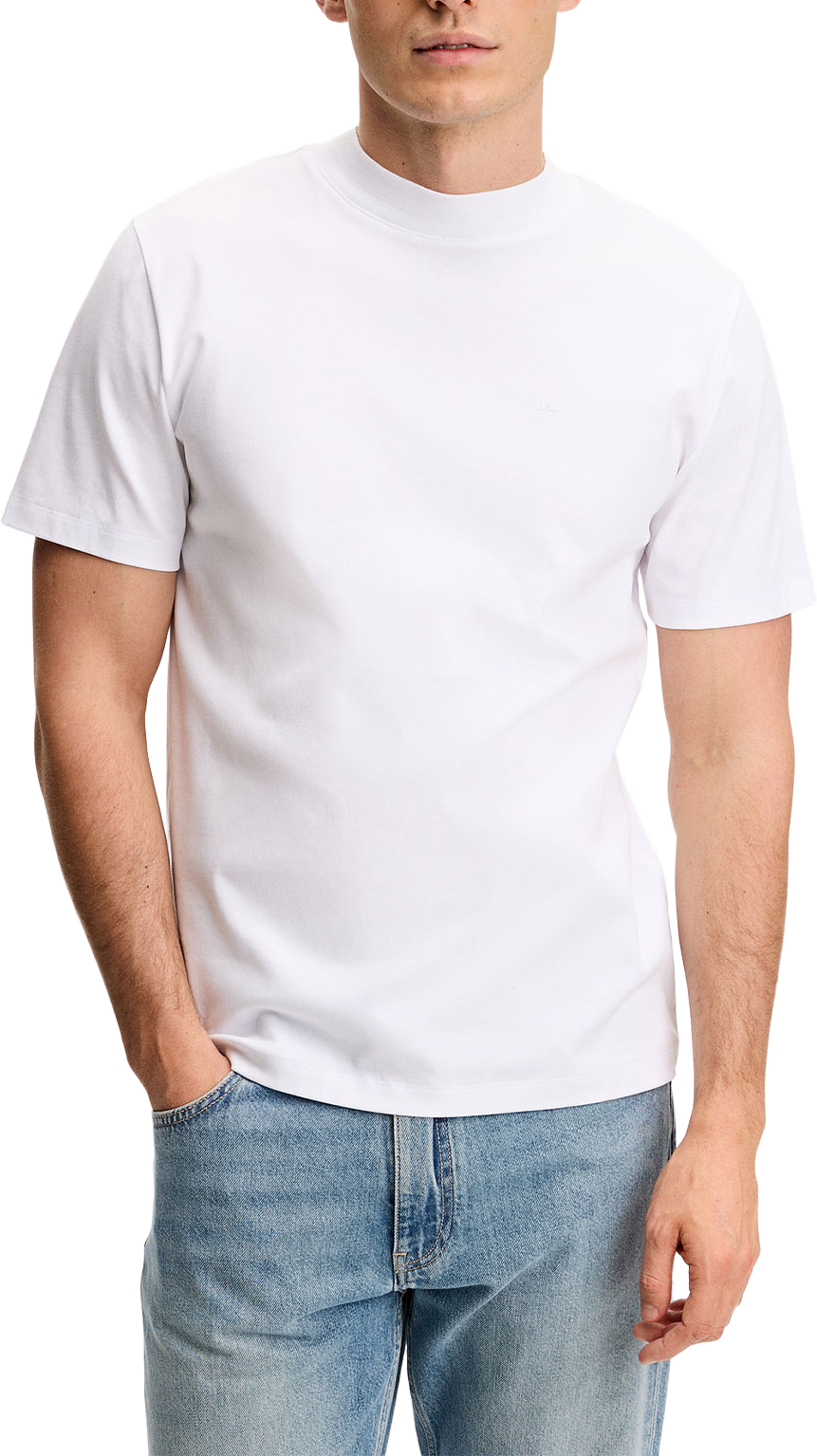 Ace Mock Neck T-Shirt, från J.Lindeberg, i färgen White. Klicka för att öppna bilden i stort format