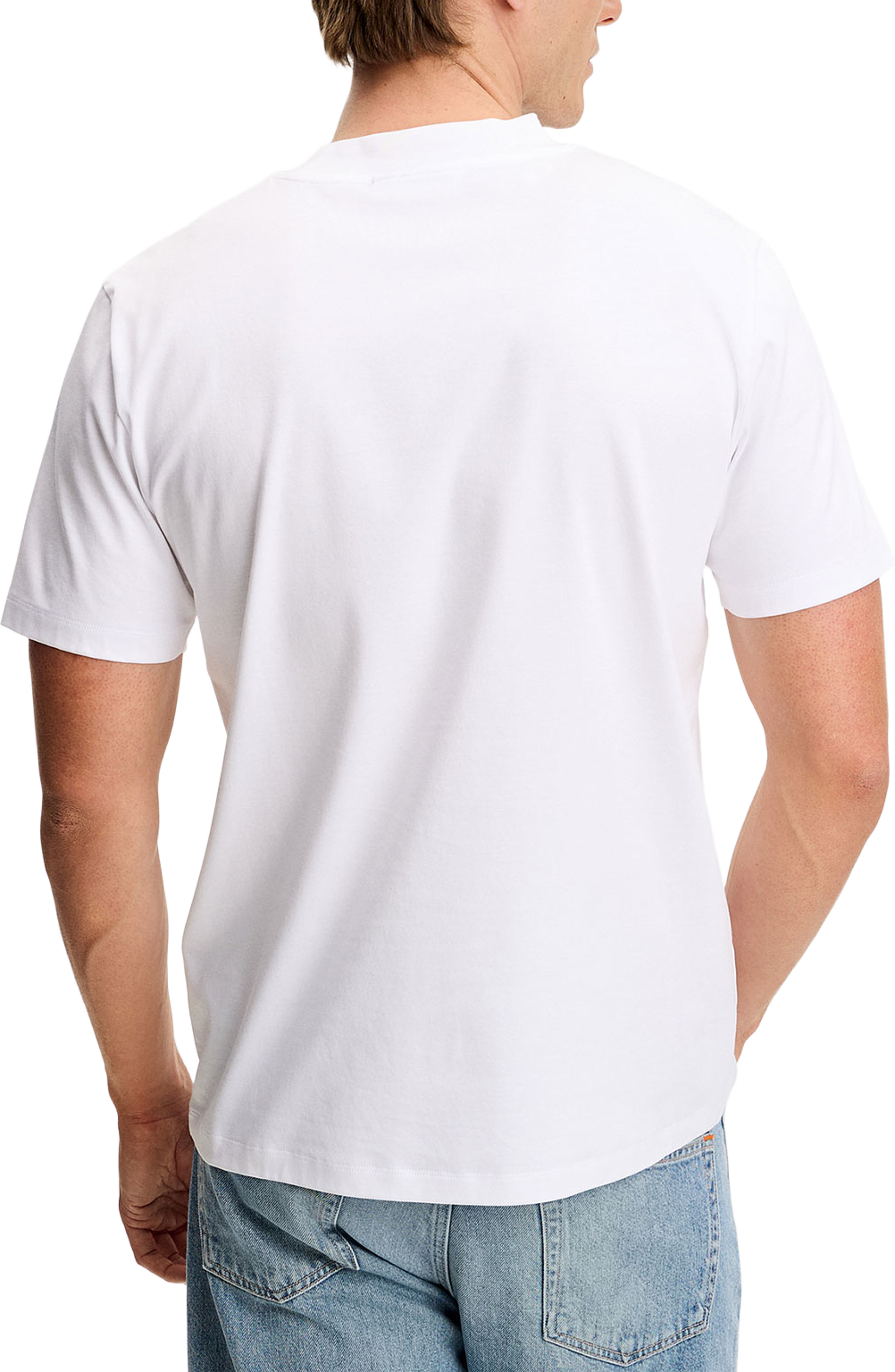 Ace Mock Neck T-Shirt, från J.Lindeberg, i färgen White. Klicka för att öppna bilden i stort format