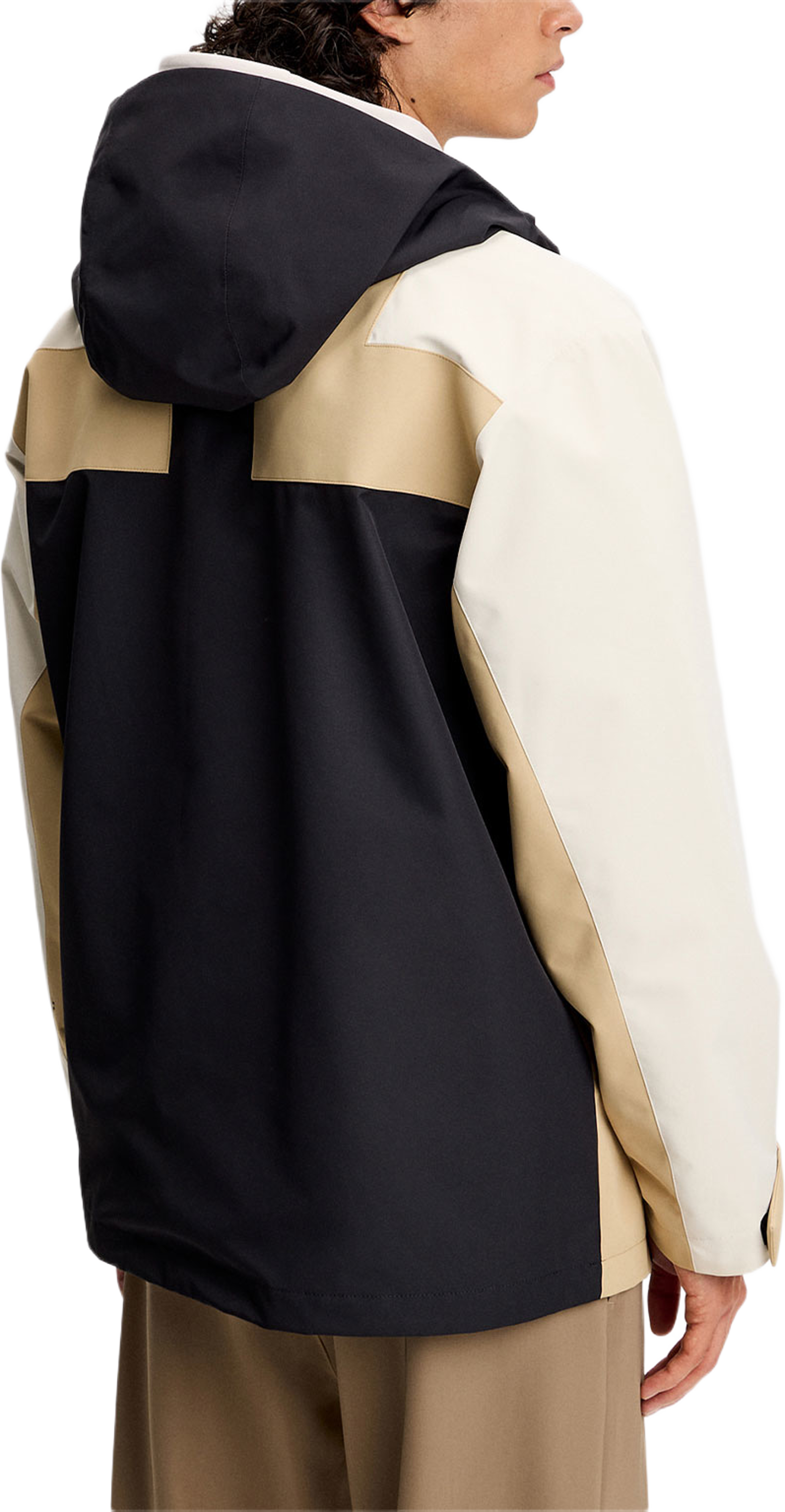 Fabio color block jkt, från J.Lindeberg, i färgen Black. Klicka för att öppna bilden i stort format