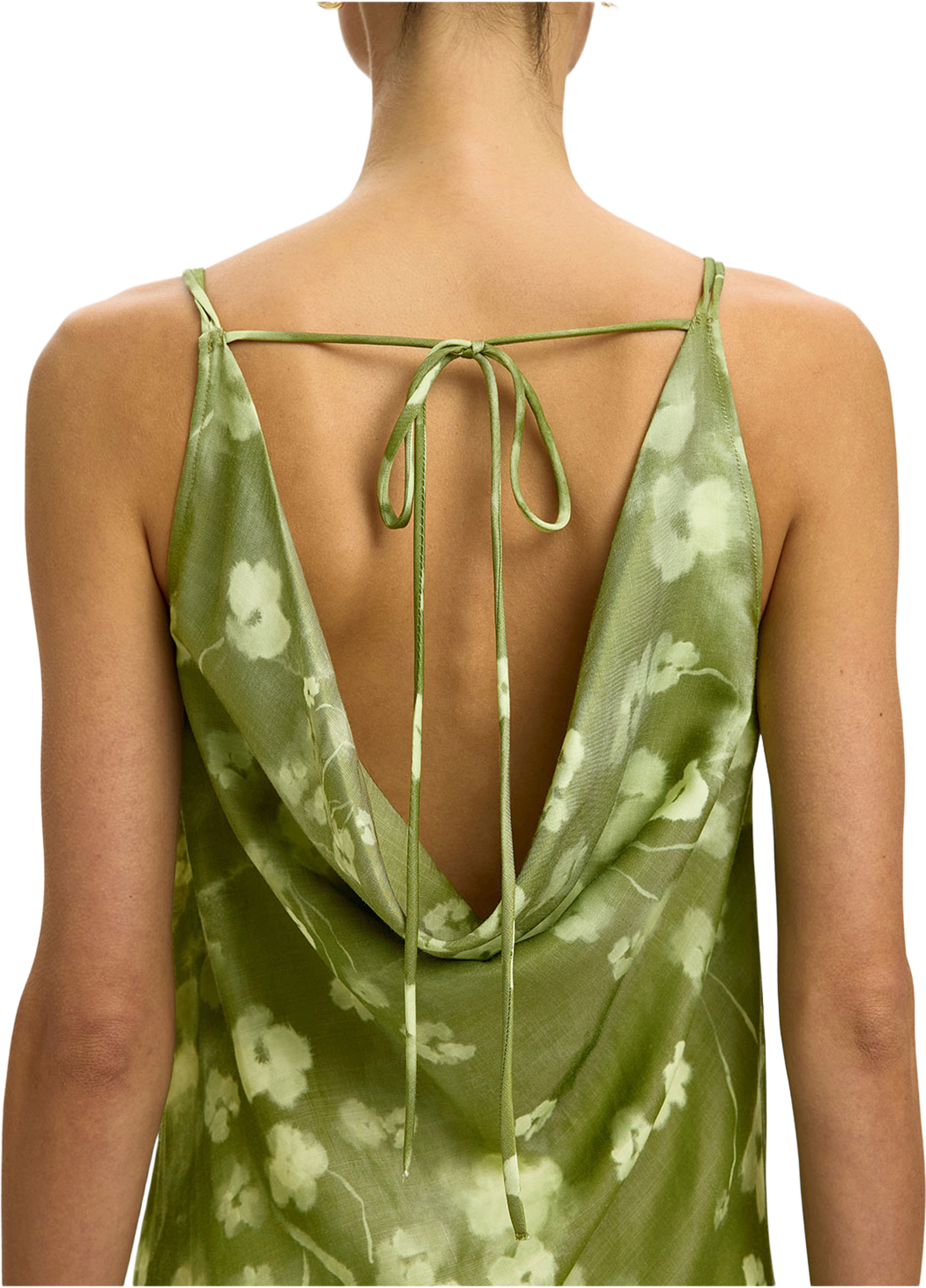 Giona Strap Dress, från Selected Femme, i färgen Lint Aop Flower. Klicka för att öppna bilden i stort format