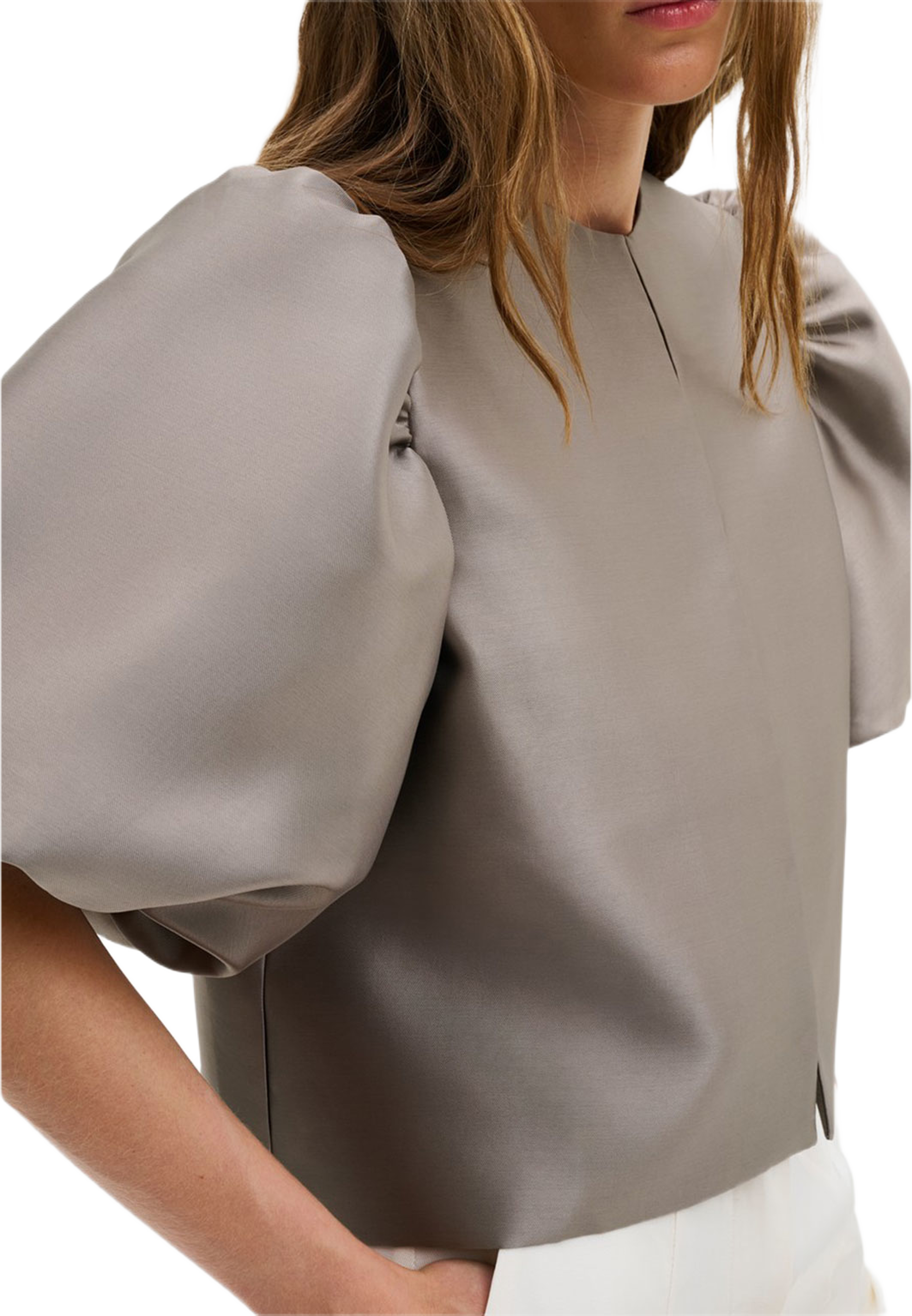 By Malina Cleo Blouse, från Malina, i färgen Graphite3. Klicka för att öppna bilden i stort format