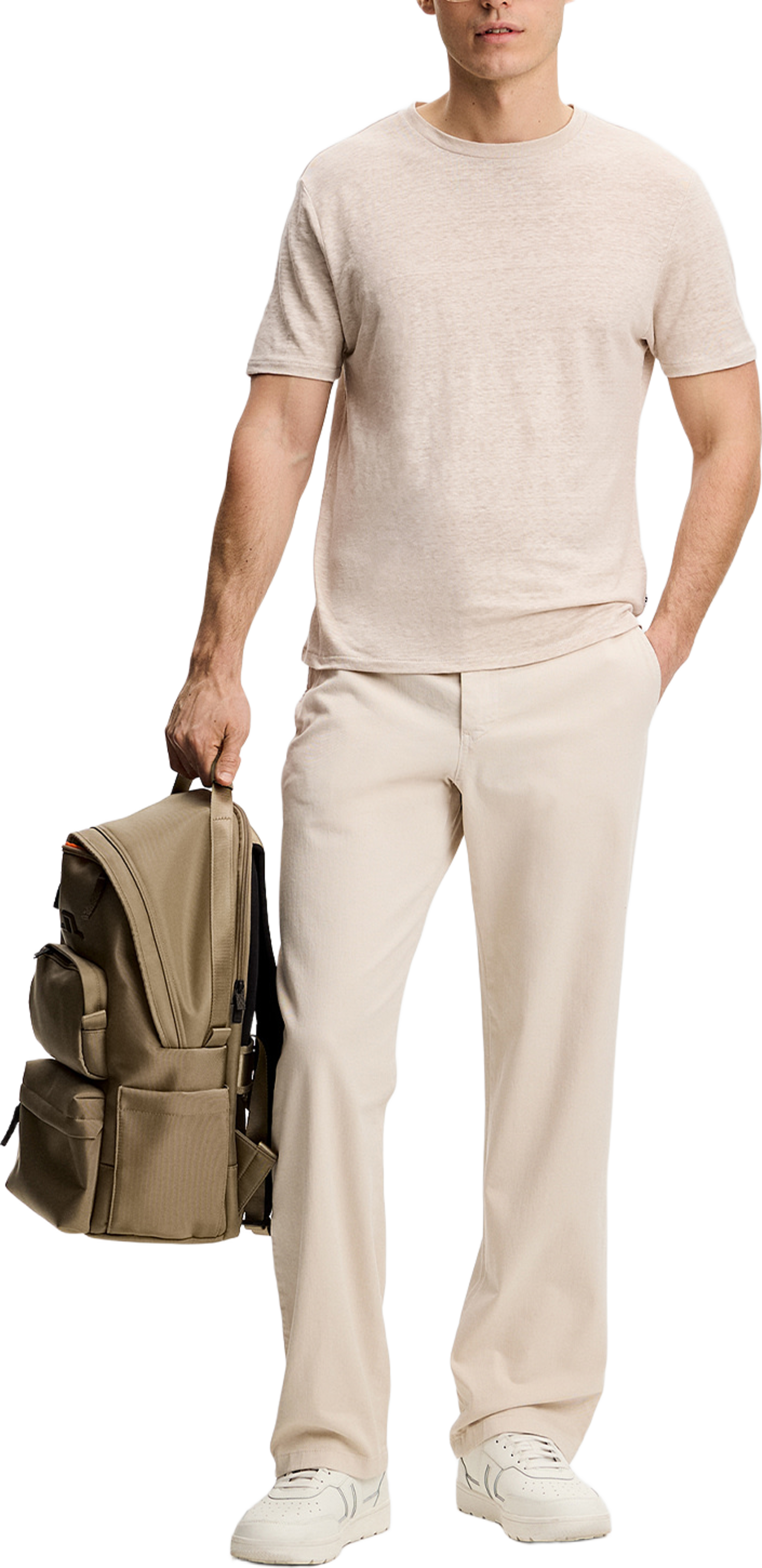 Coma Linen Tee, från J.Lindeberg, i färgen Moonbeam. Klicka för att öppna bilden i stort format