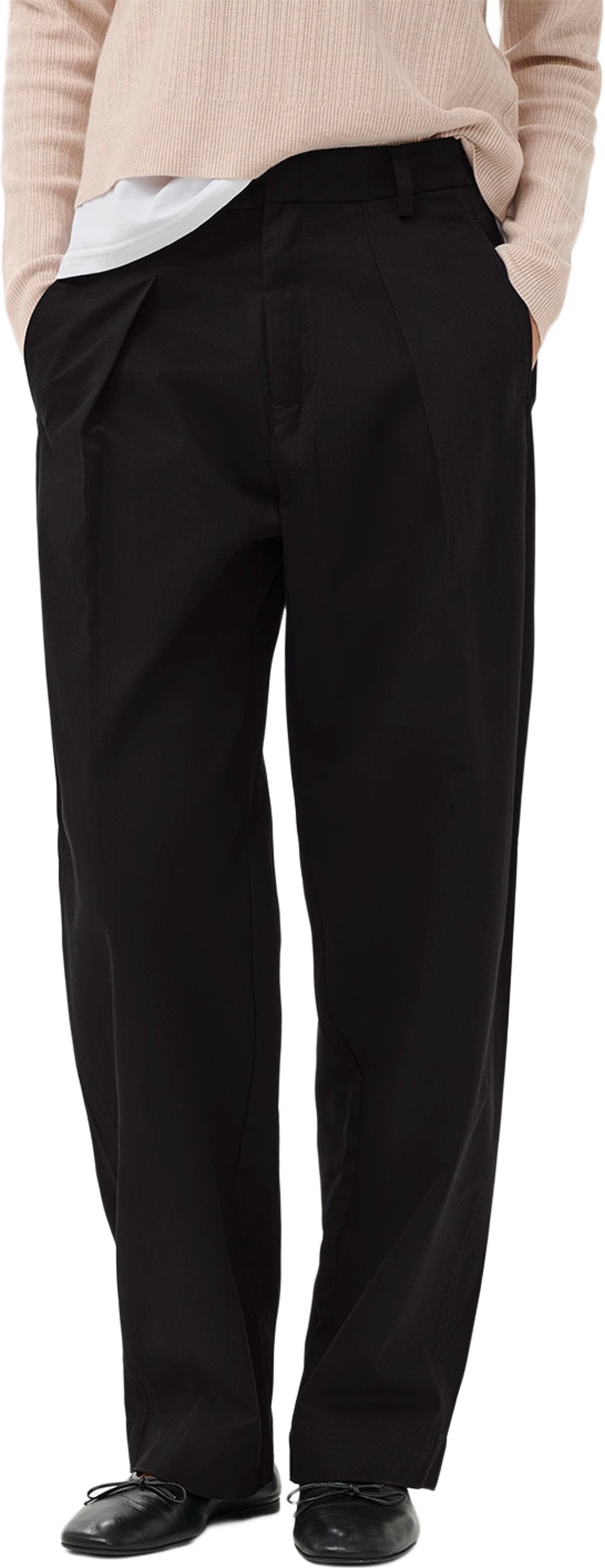 Tinikka Trousers, från Inwear, i färgen Black. Klicka för att öppna bilden i stort format