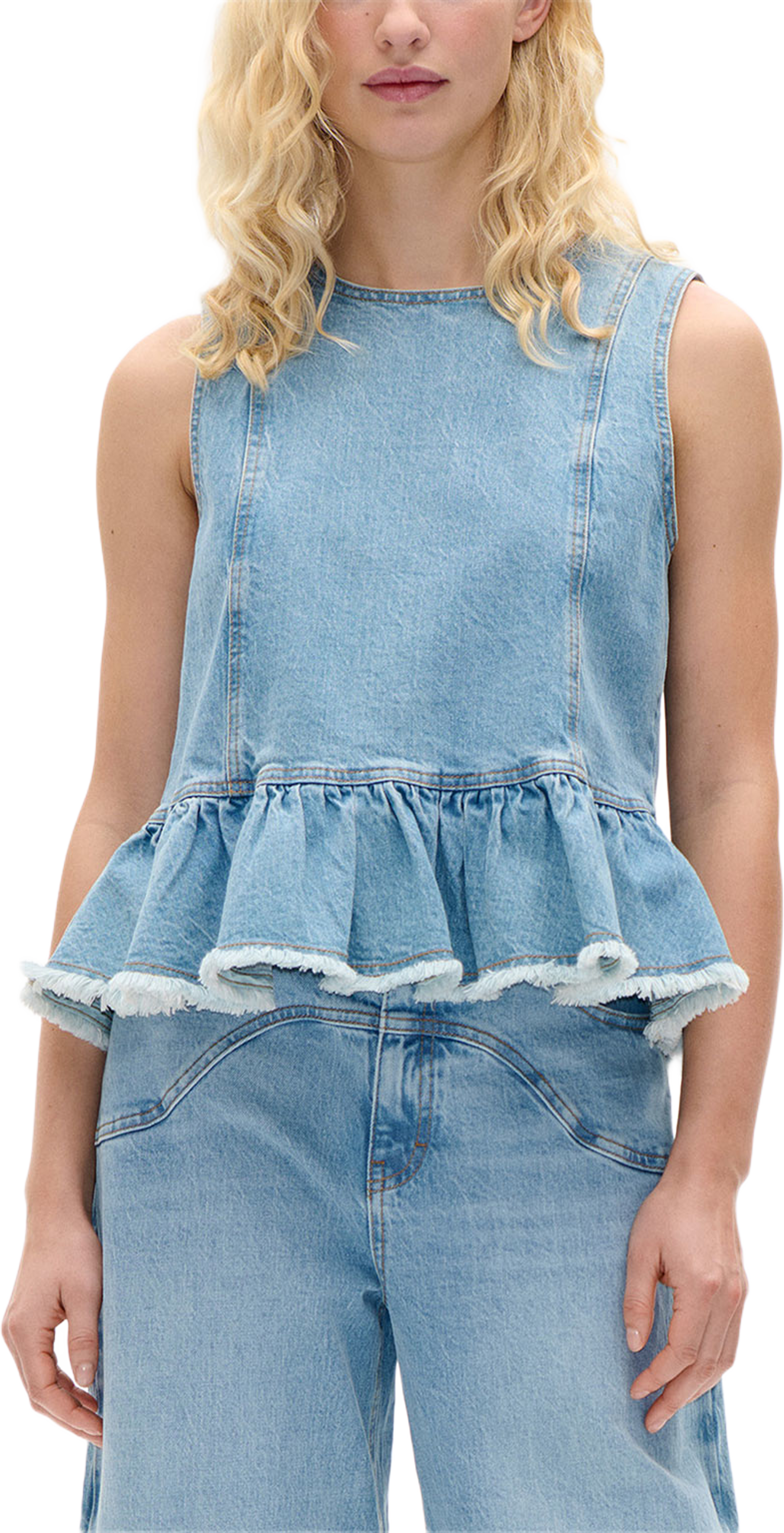 Madinel Top, från Baum und Pferdgarten, i färgen Forever Blue Denim. Klicka för att öppna bilden i stort format