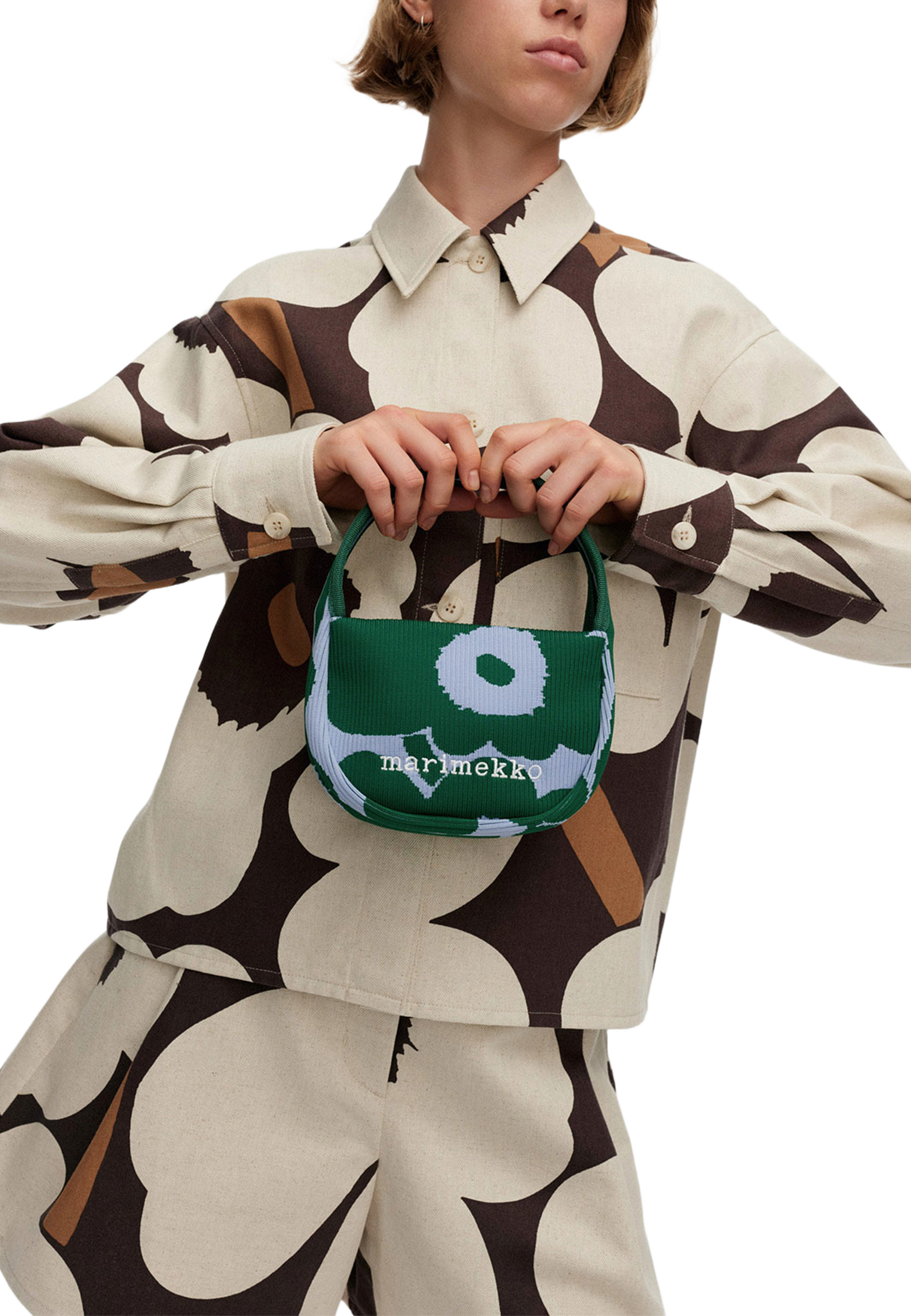 Knitted Mini Handbag Unikko, från Marimekko, i färgen Dark Green, Blue. Klicka för att öppna bilden i stort format