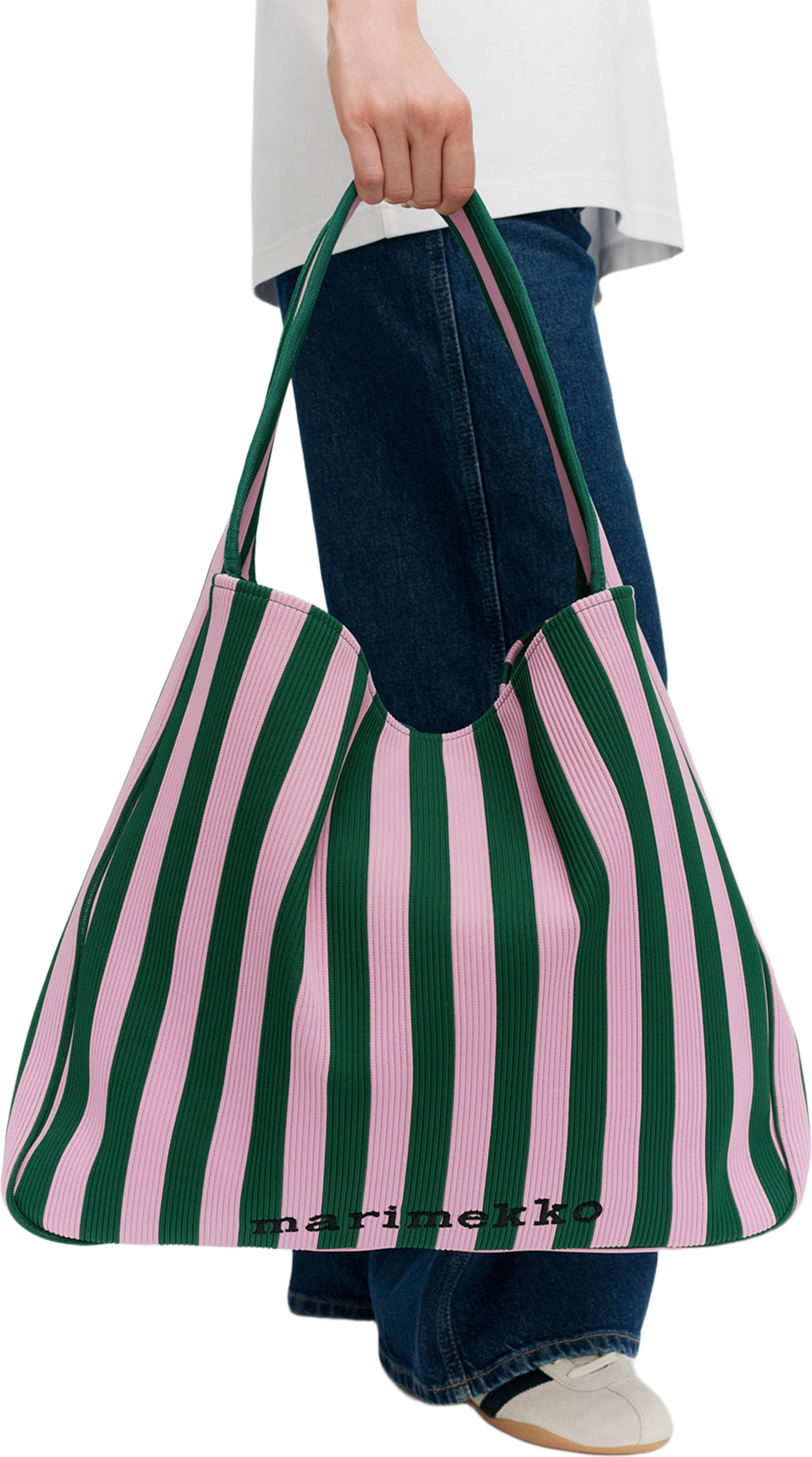 Knitted Bag Large Merirosvo, från Marimekko, i färgen Pink, Dark Green. Klicka för att öppna bilden i stort format