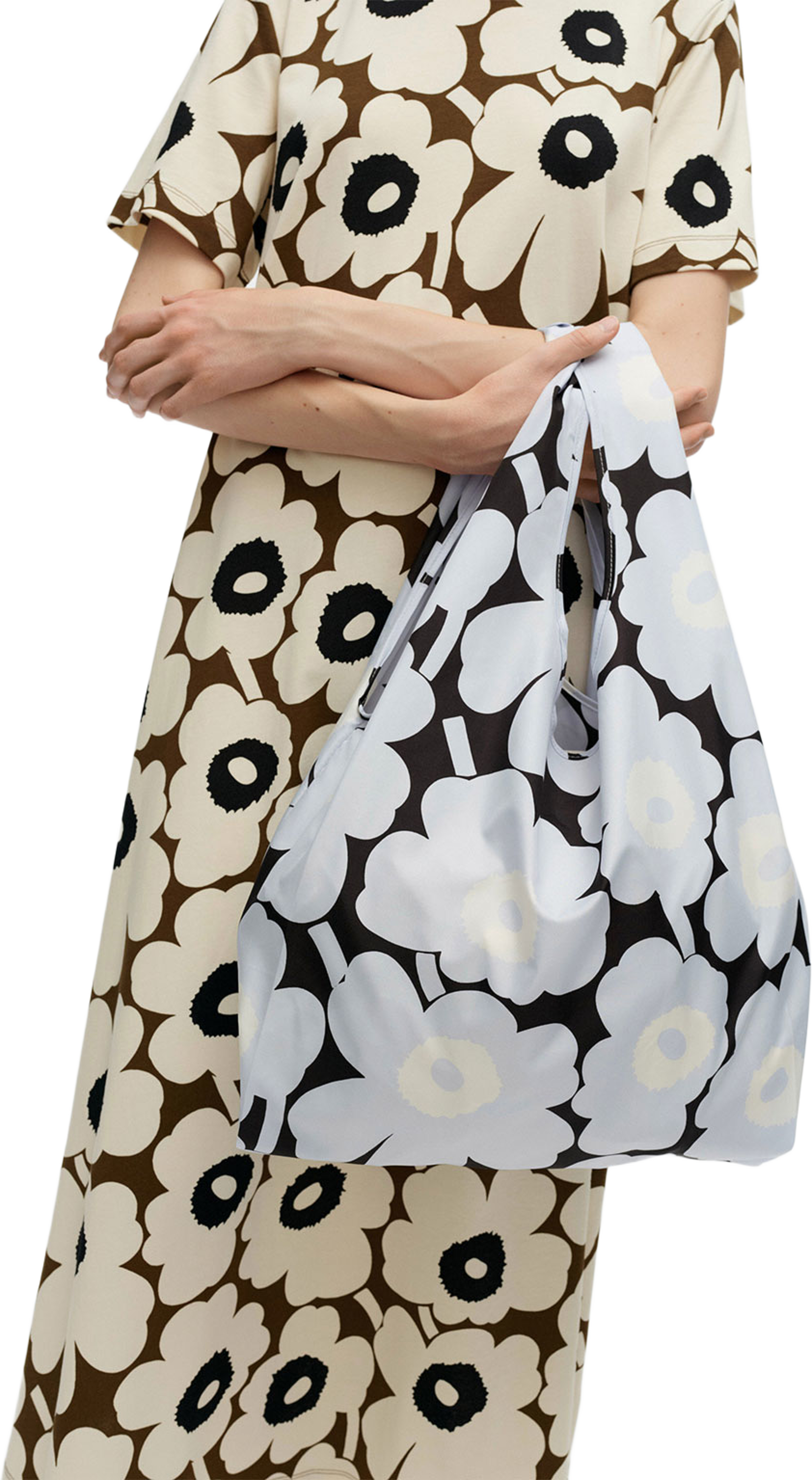 Smartbag Unikko, från Marimekko, i färgen Light Blue, Black, Off White. Klicka för att öppna bilden i stort format