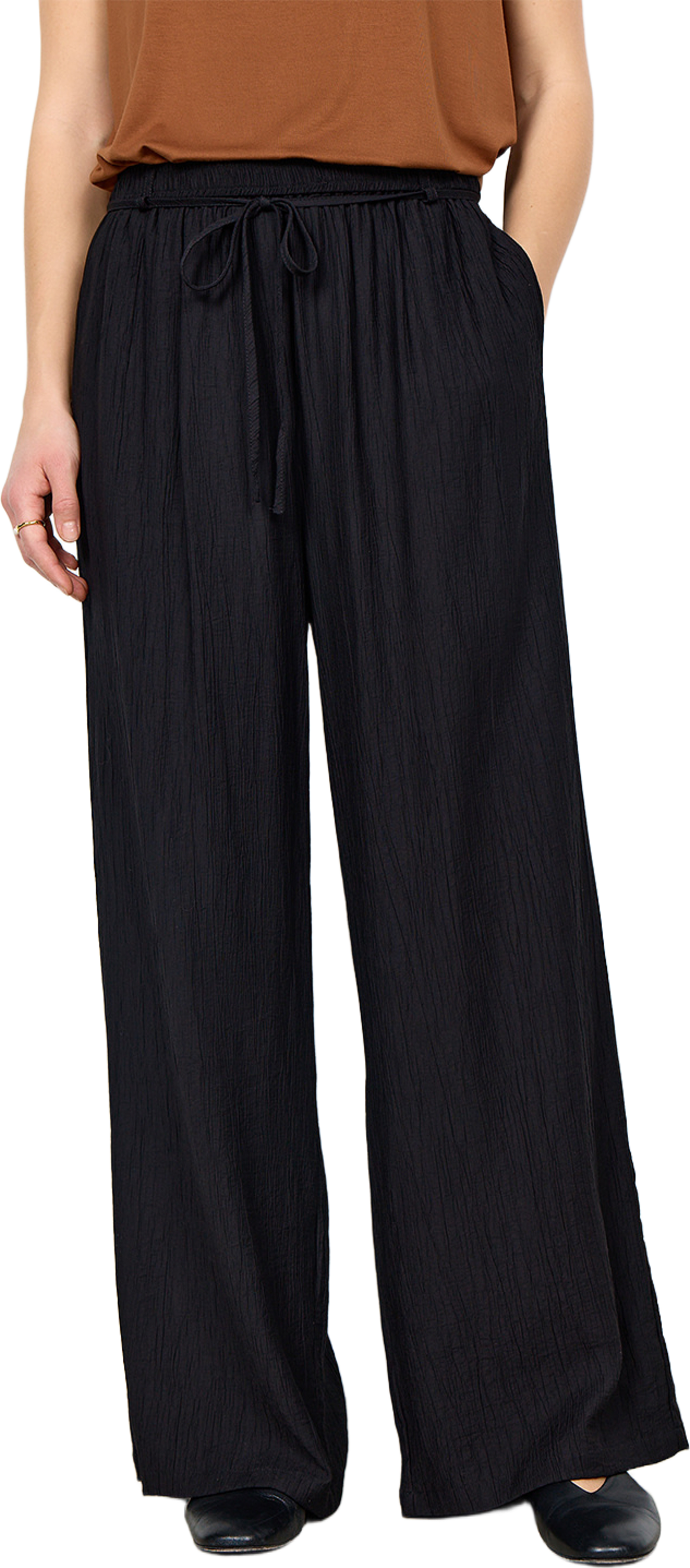 Fabrina 2-C Pants, från Soyaconcept, i färgen Black. Klicka för att öppna bilden i stort format