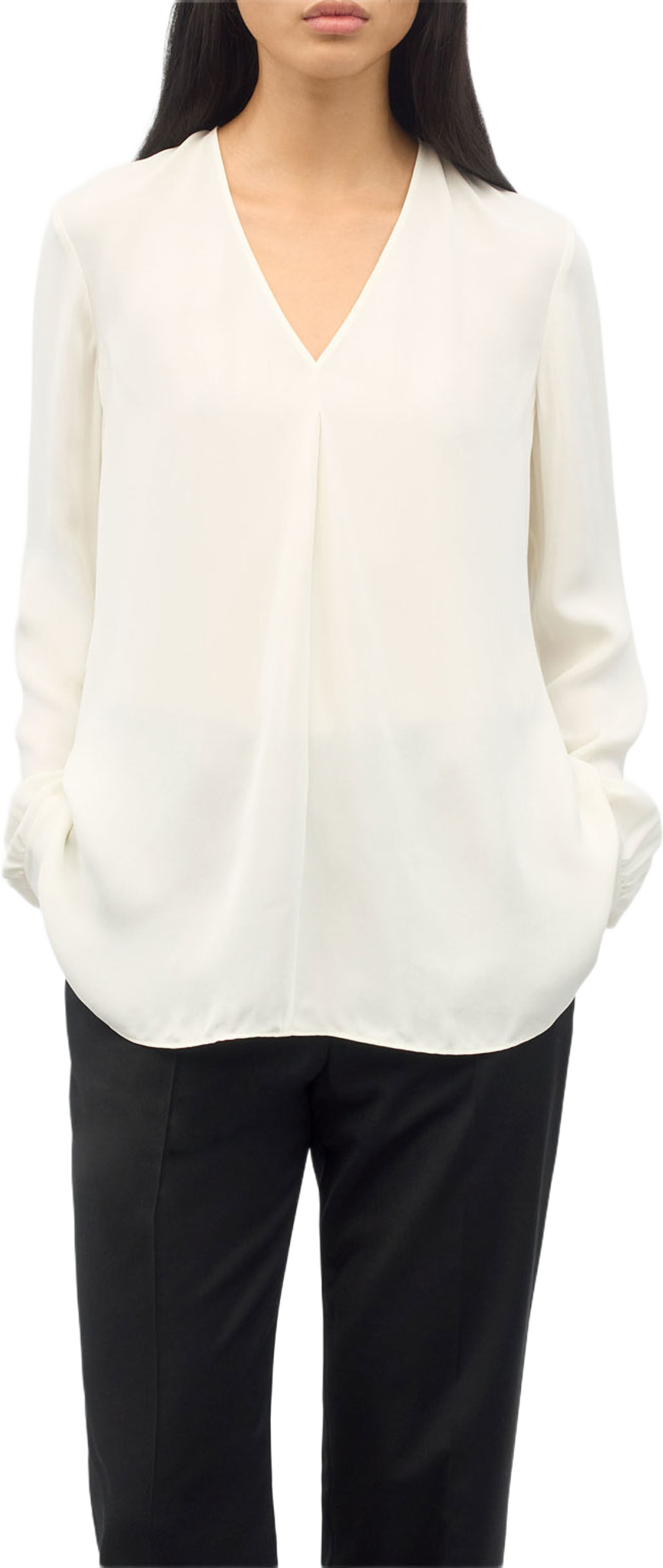 Klara Regular-Fit Blus, från Tiger of Sweden, i färgen Soft White. Klicka för att öppna bilden i stort format