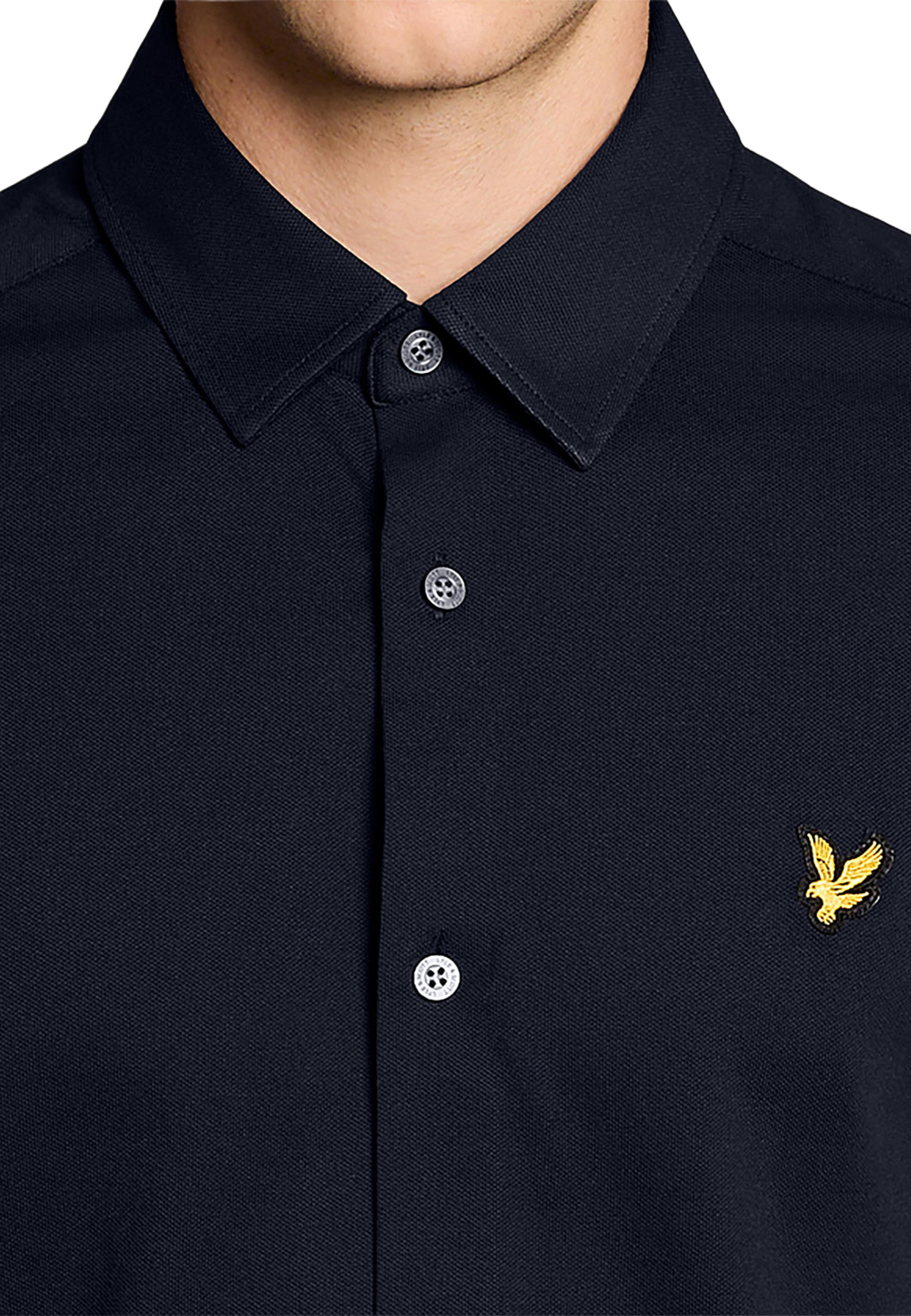 Pique Jersey Shirt, från Lyle & Scott, i färgen Dark Navy. Klicka för att öppna bilden i stort format