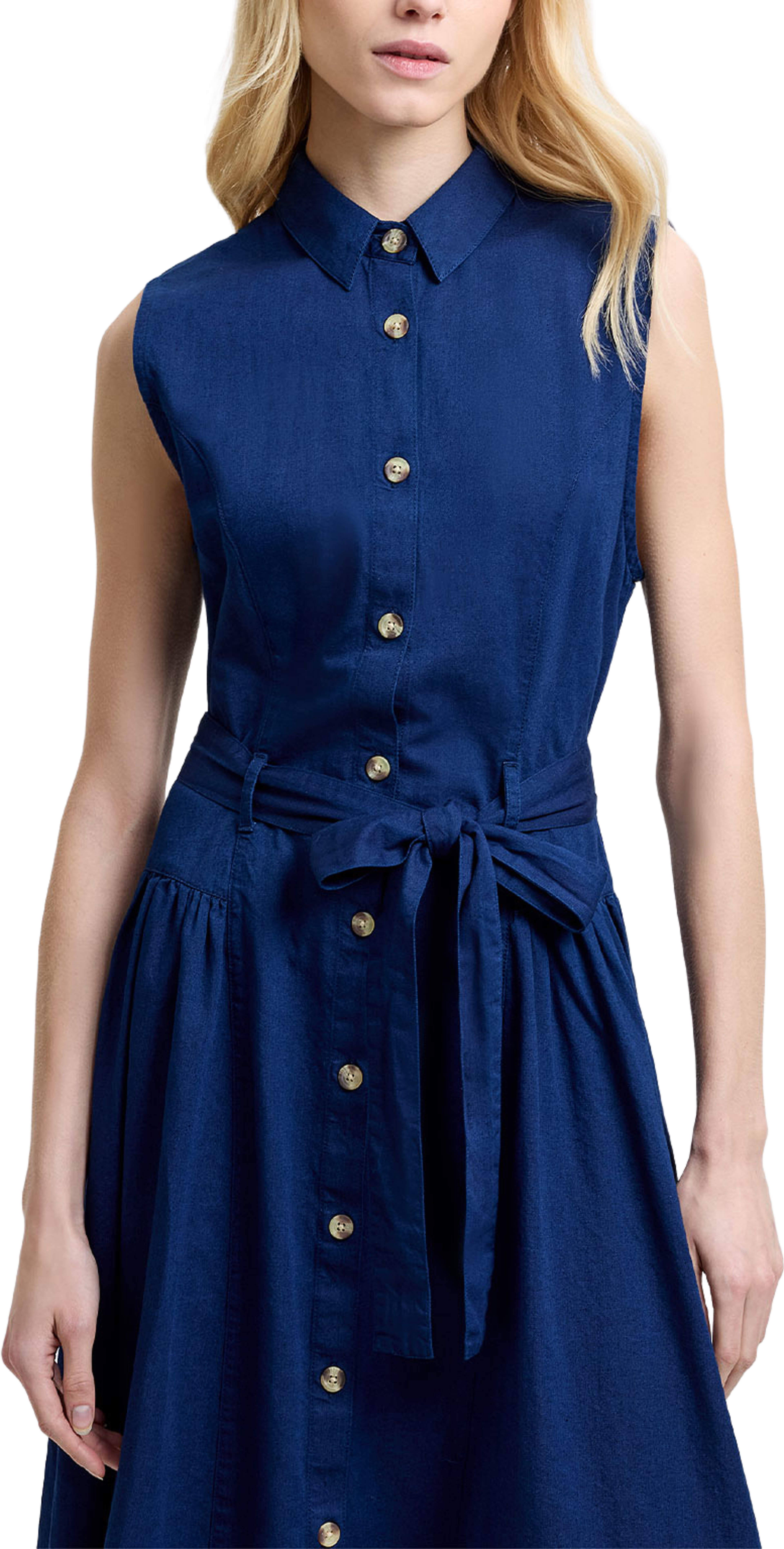 Zaves Chambray Denim Belted Midi Dress, från French Connection, i färgen Dark Wash. Klicka för att öppna bilden i stort format