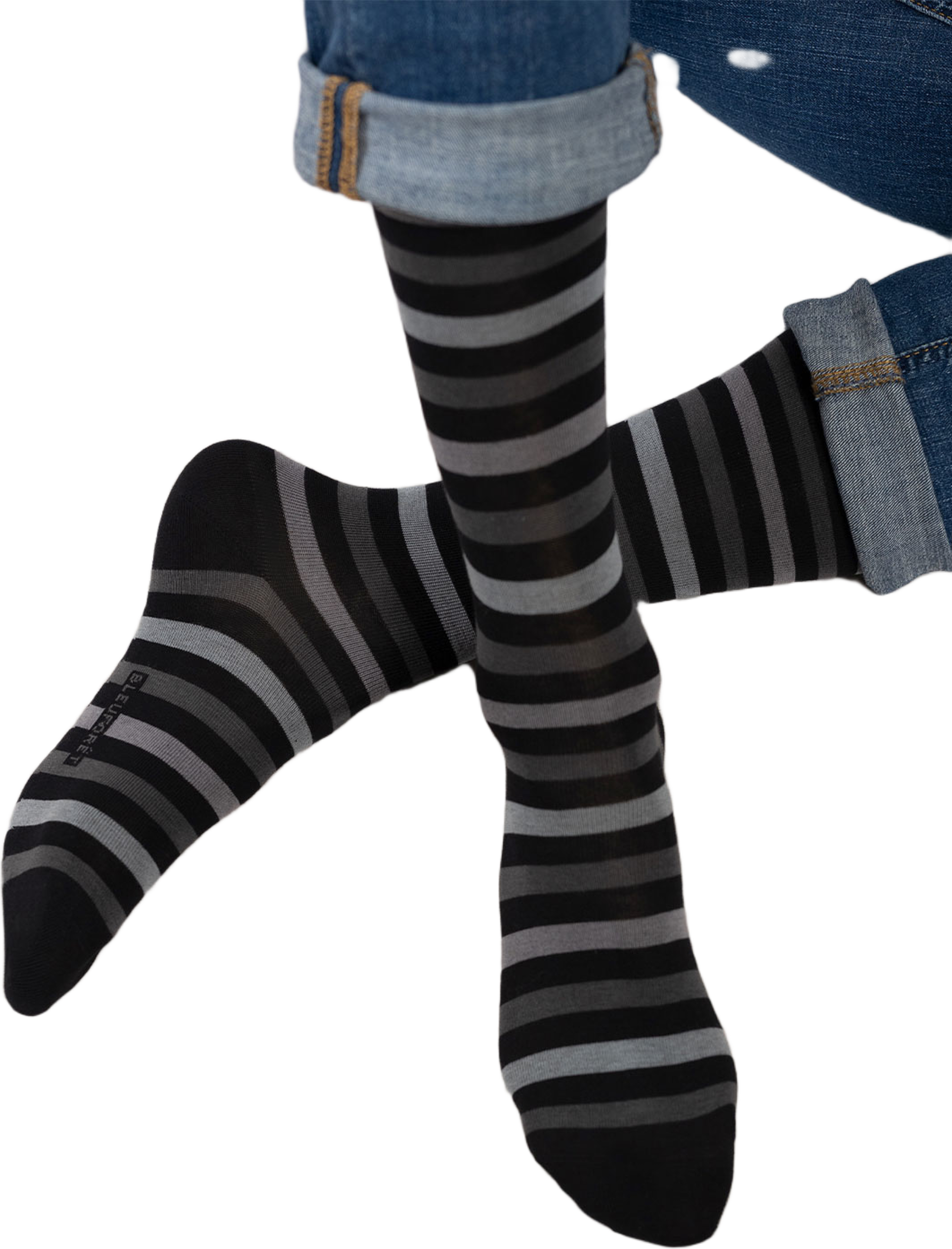 Socka, ränder, från BleuForêt, i färgen Noir/Gris. Klicka för att öppna bilden i stort format