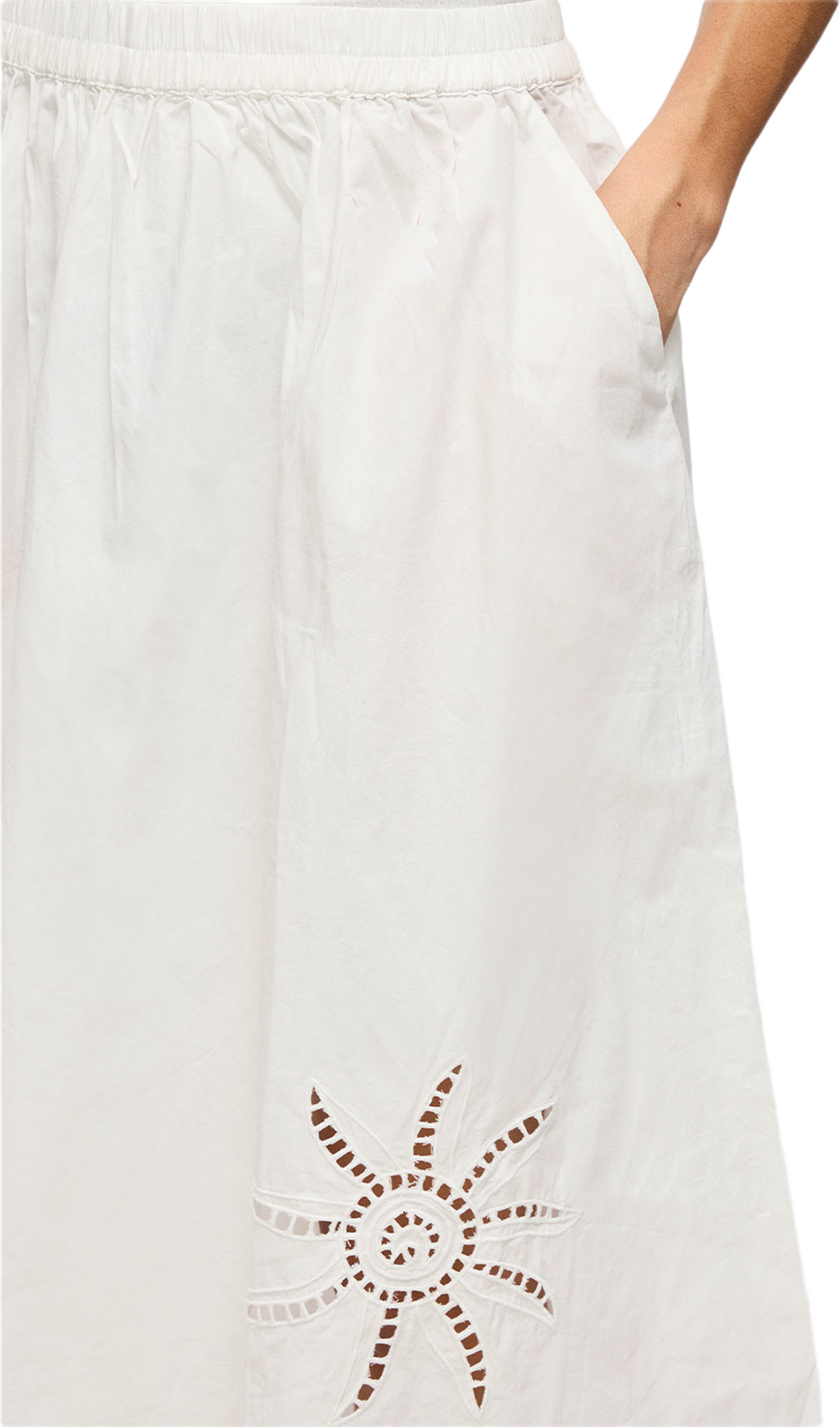 Vilayki Midi Skirt, från Vila, i färgen Snow White. Klicka för att öppna bilden i stort format