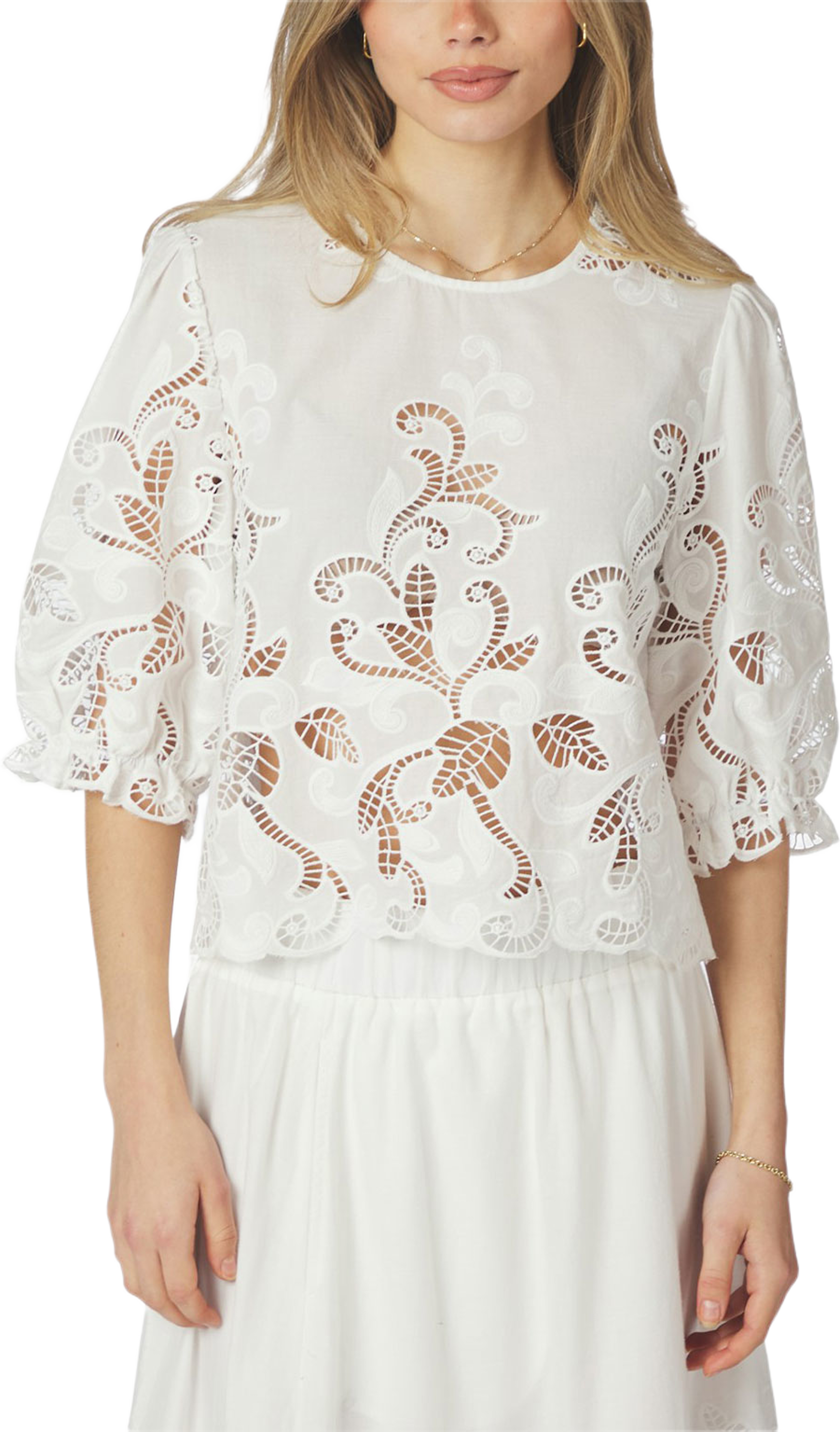 Fia Embroidery Blouse, från Neo Noir, i färgen White. Klicka för att öppna bilden i stort format
