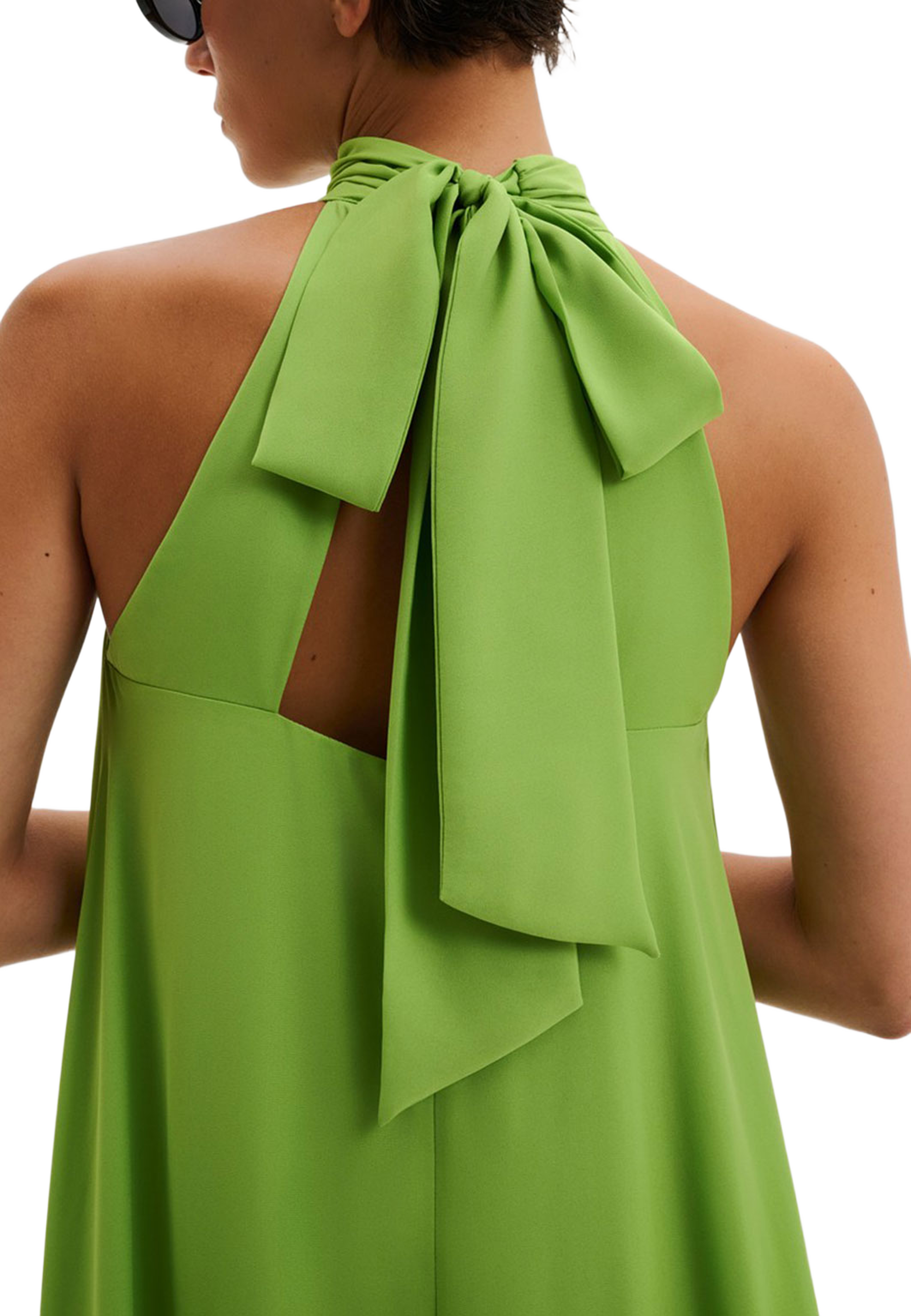 By Malina Sabrina Dress, från Malina, i färgen Lime. Klicka för att öppna bilden i stort format