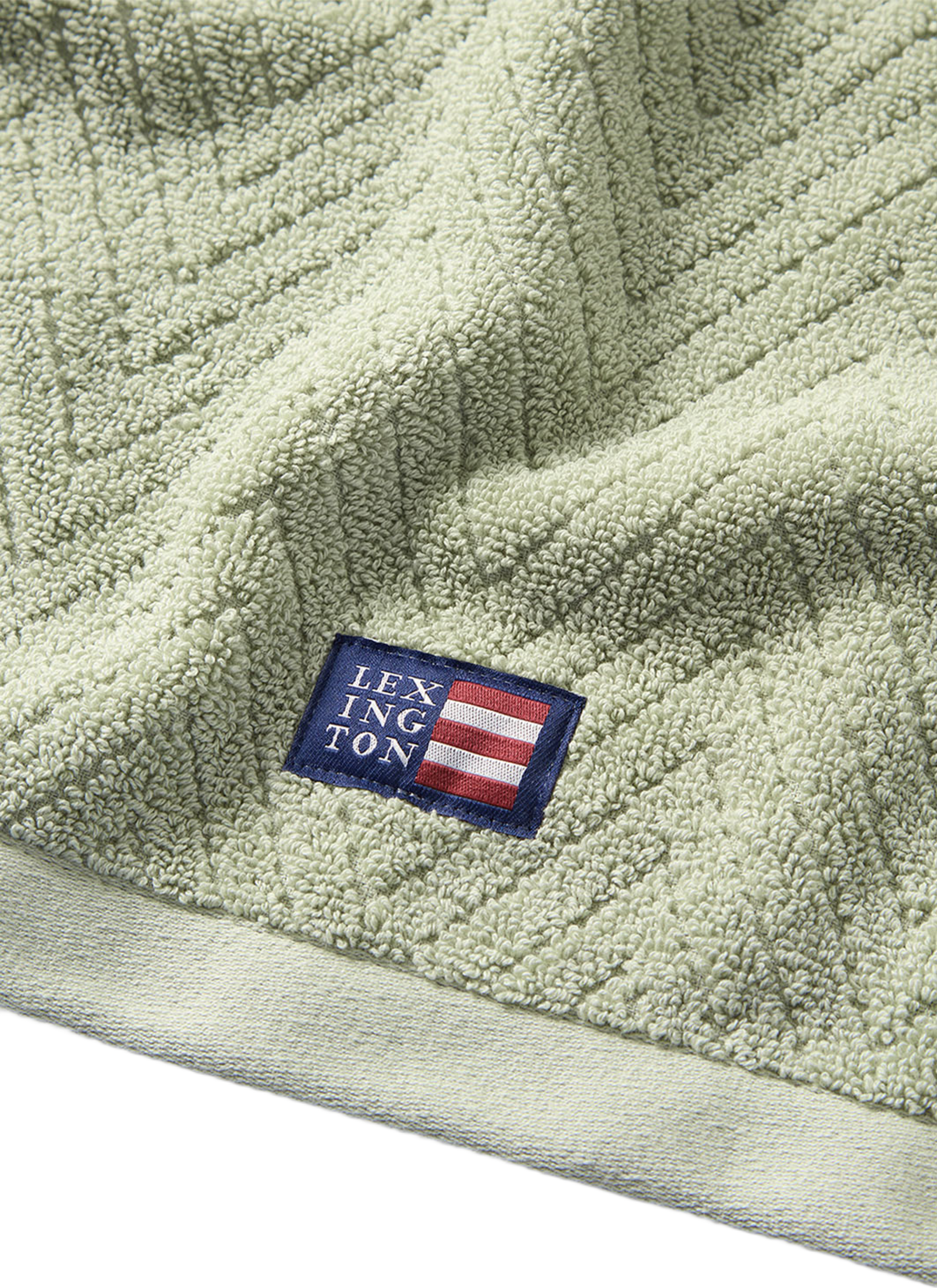 Herringbone Towel, från Lexington, i färgen Vintage Green. Klicka för att öppna bilden i stort format