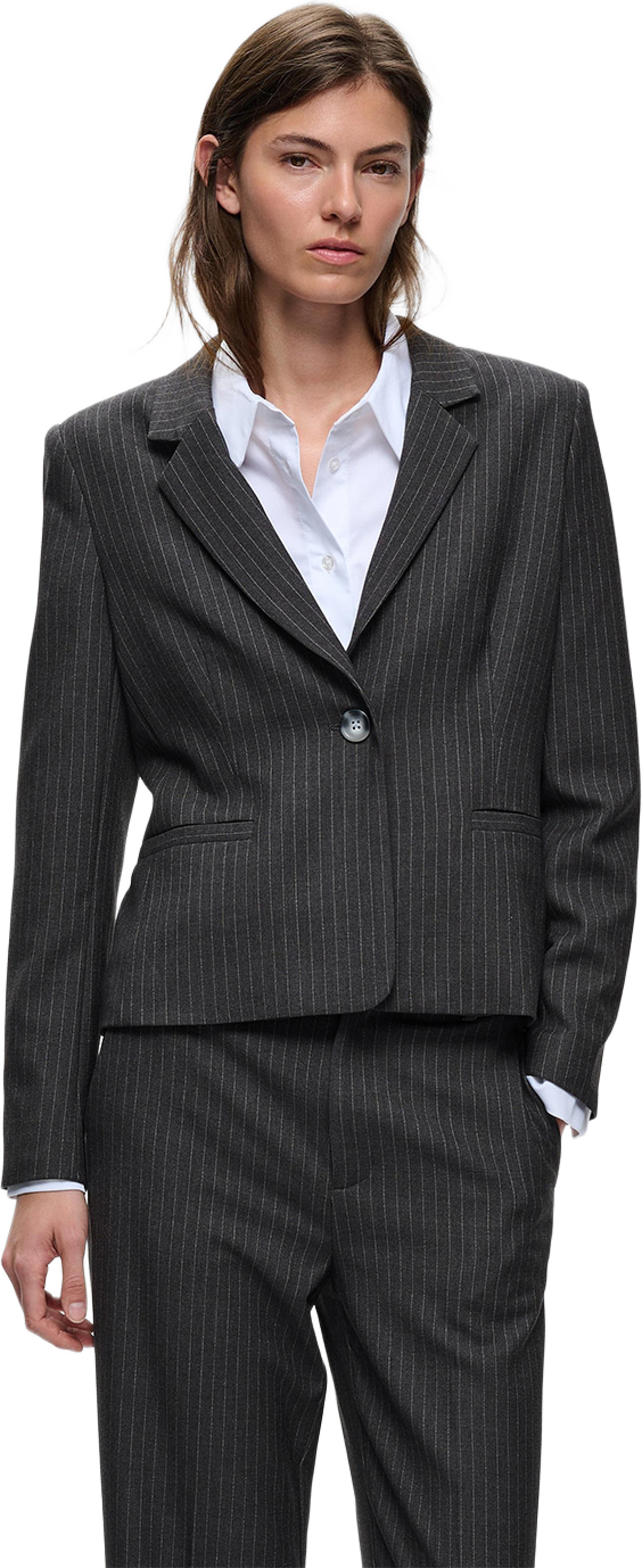 YuktaIW Pinstripe Blazer, från Inwear, i färgen Grey Pinstripe. Klicka för att öppna bilden i stort format