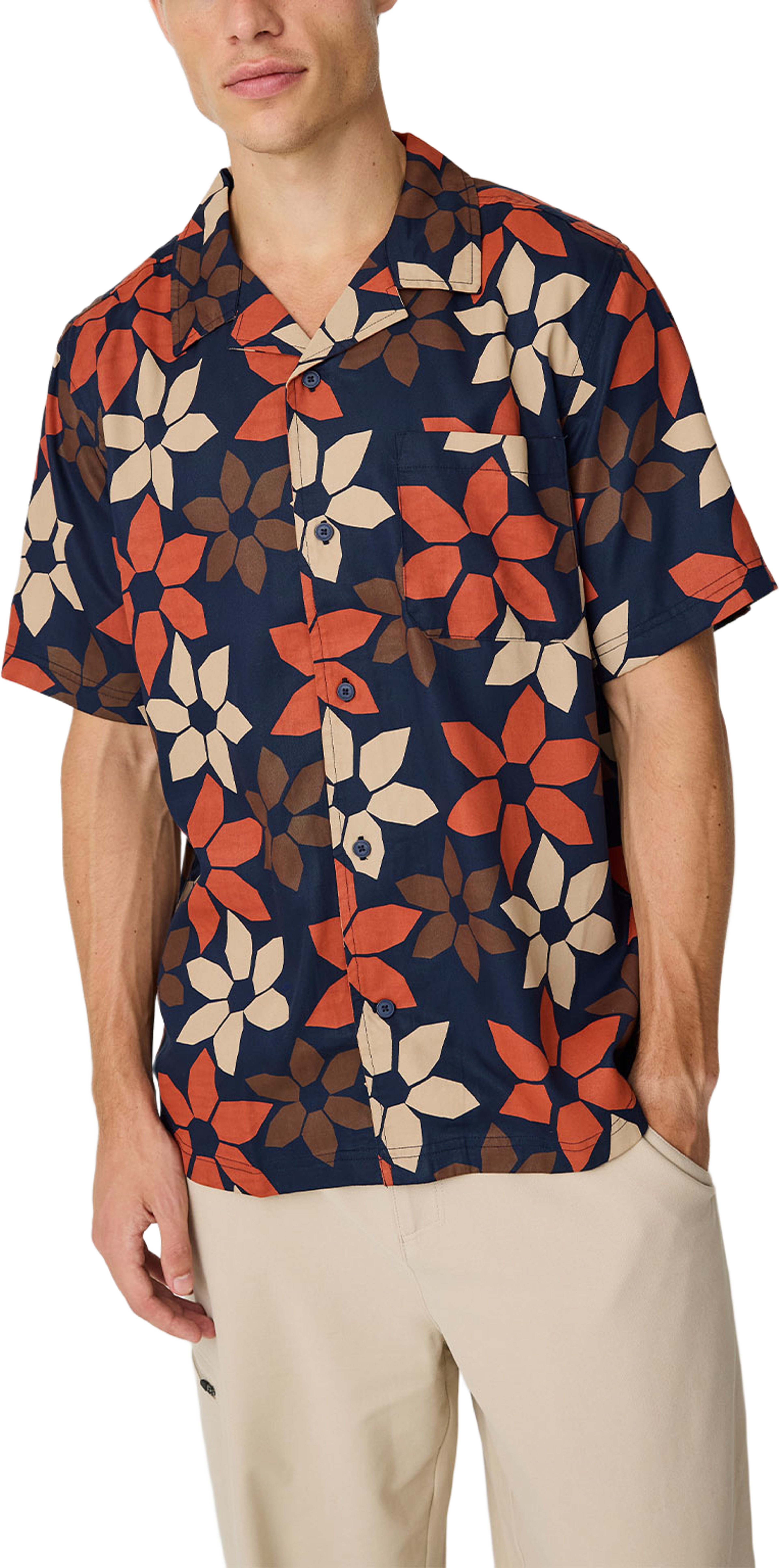 Wave Relaxed Tencel Print Short Sleeve Shirt, från Knowledge Cotton Apparel, i färgen 9925 Red. Klicka för att öppna bilden i stort format