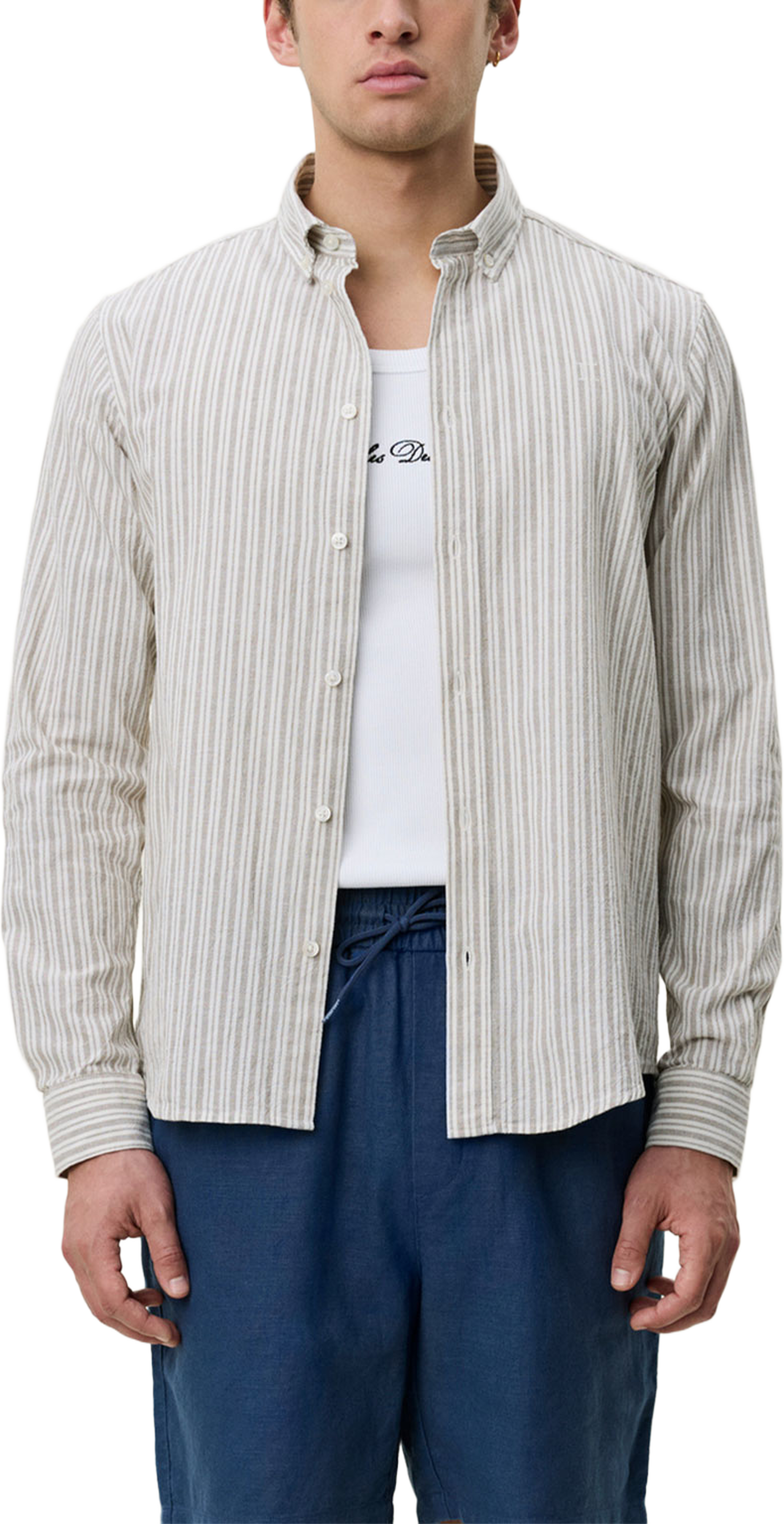 Stripe Cotton-Linen Shirt, från LES DEUX, i färgen Dark Sand. Klicka för att öppna bilden i stort format