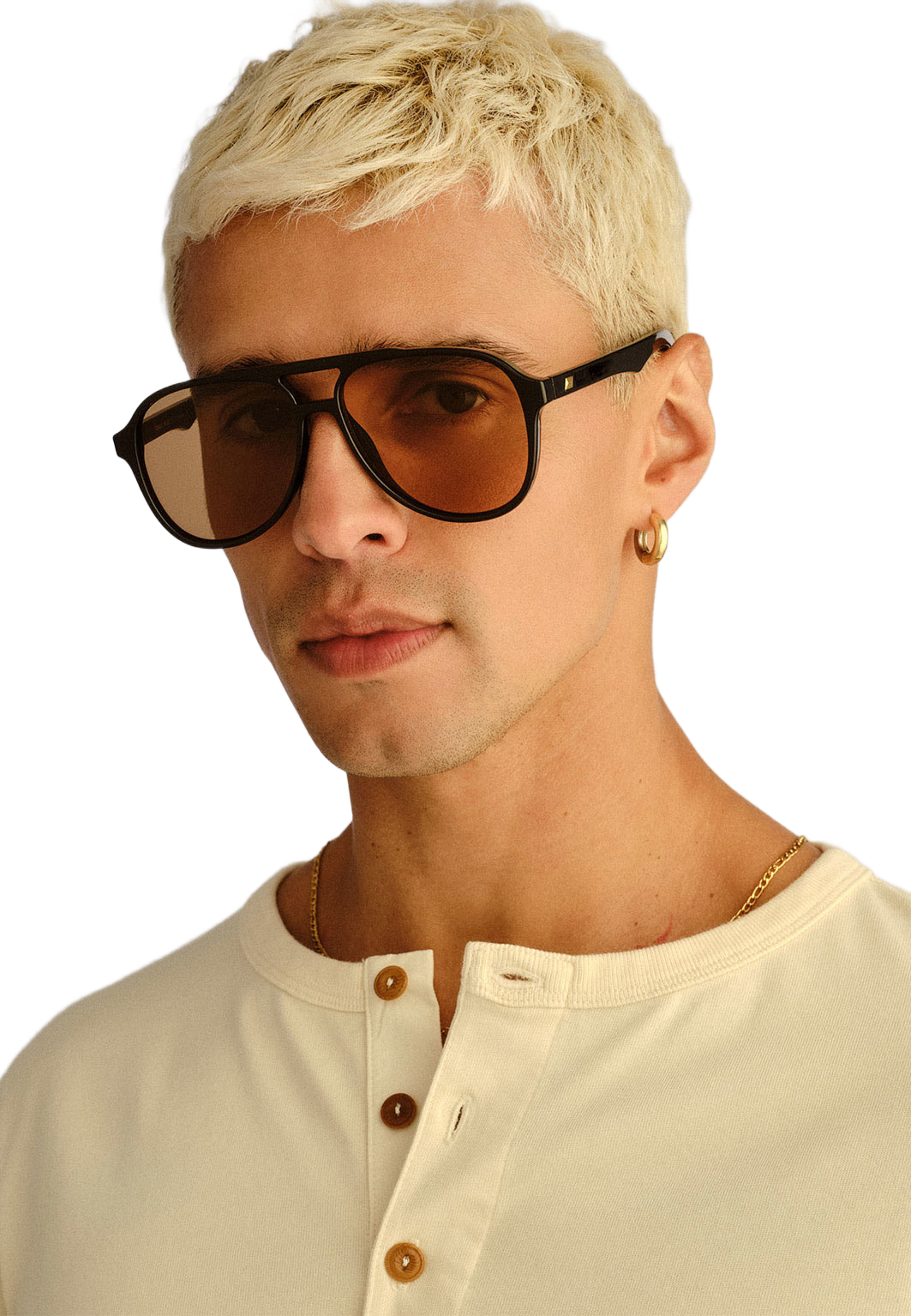 Tragic Magic, från Le Specs, i färgen Tan Tint. Klicka för att öppna bilden i stort format