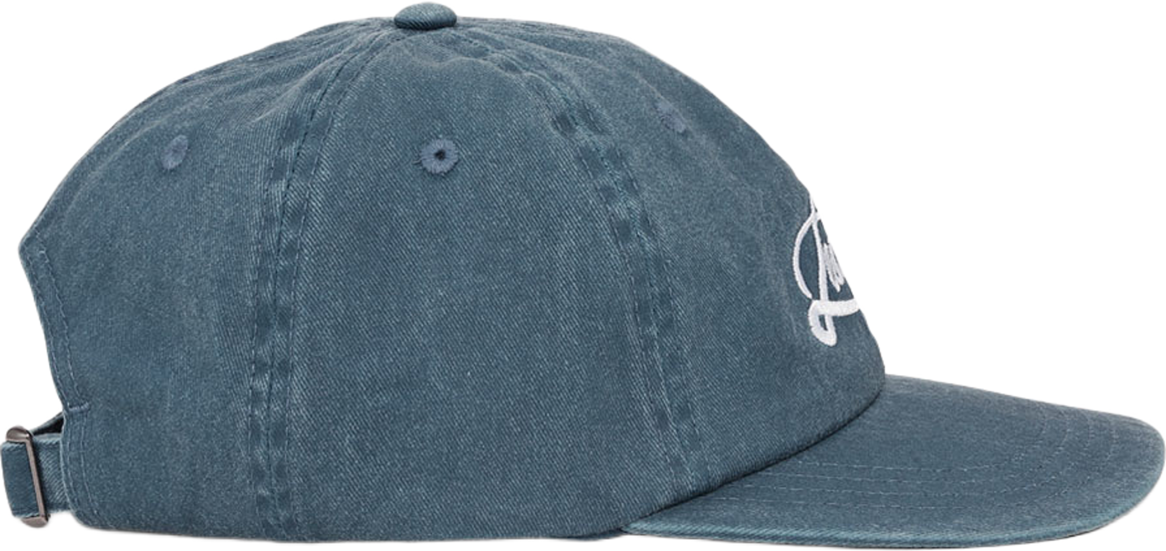 Logo Dad Cap, från LES DEUX, i färgen Dark Denim Blue. Klicka för att öppna bilden i stort format