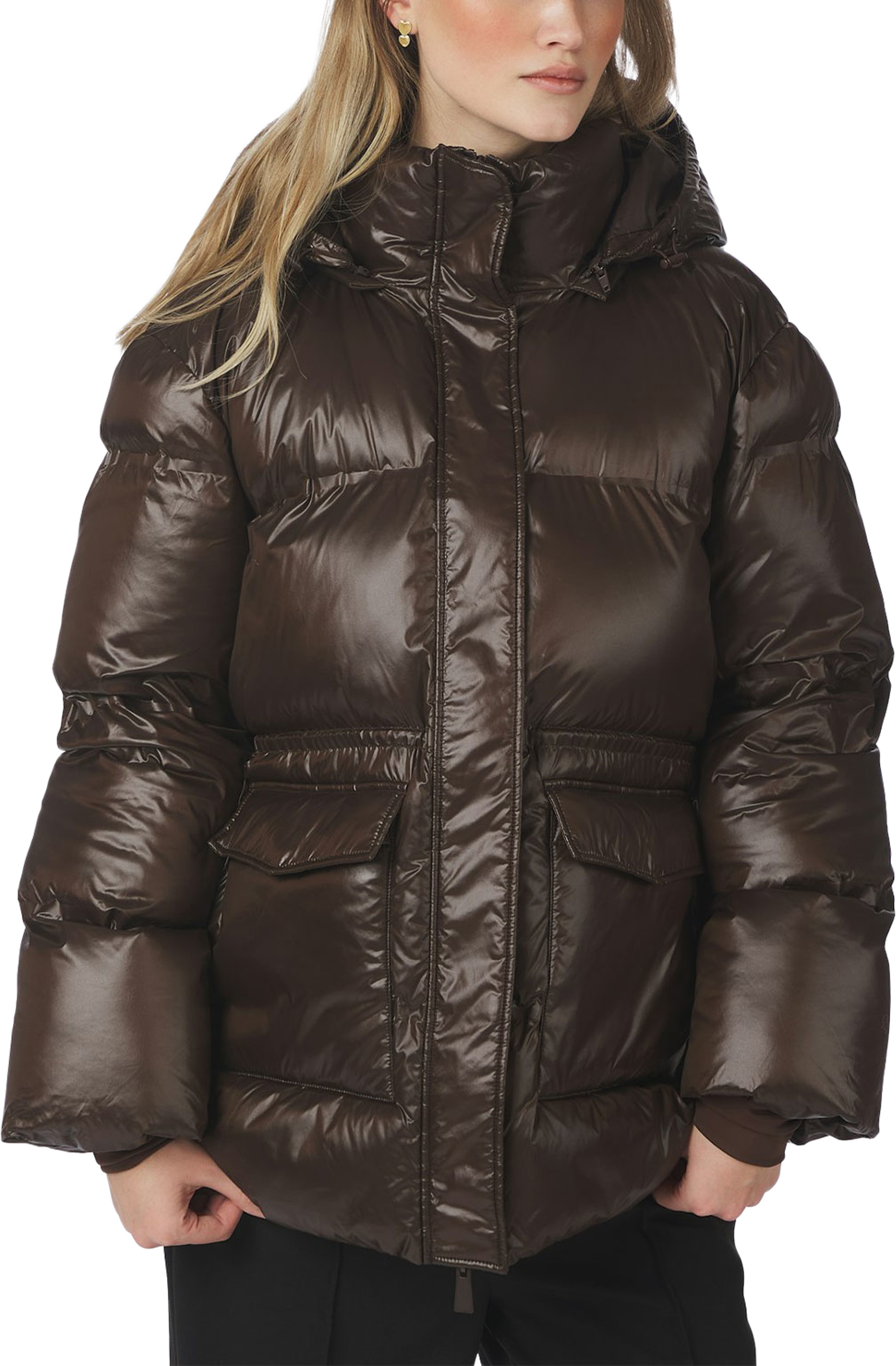 Clotilde Shiny Puffer Jacket, från Neo Noir, i färgen Chocolate Brown. Klicka för att öppna bilden i stort format
