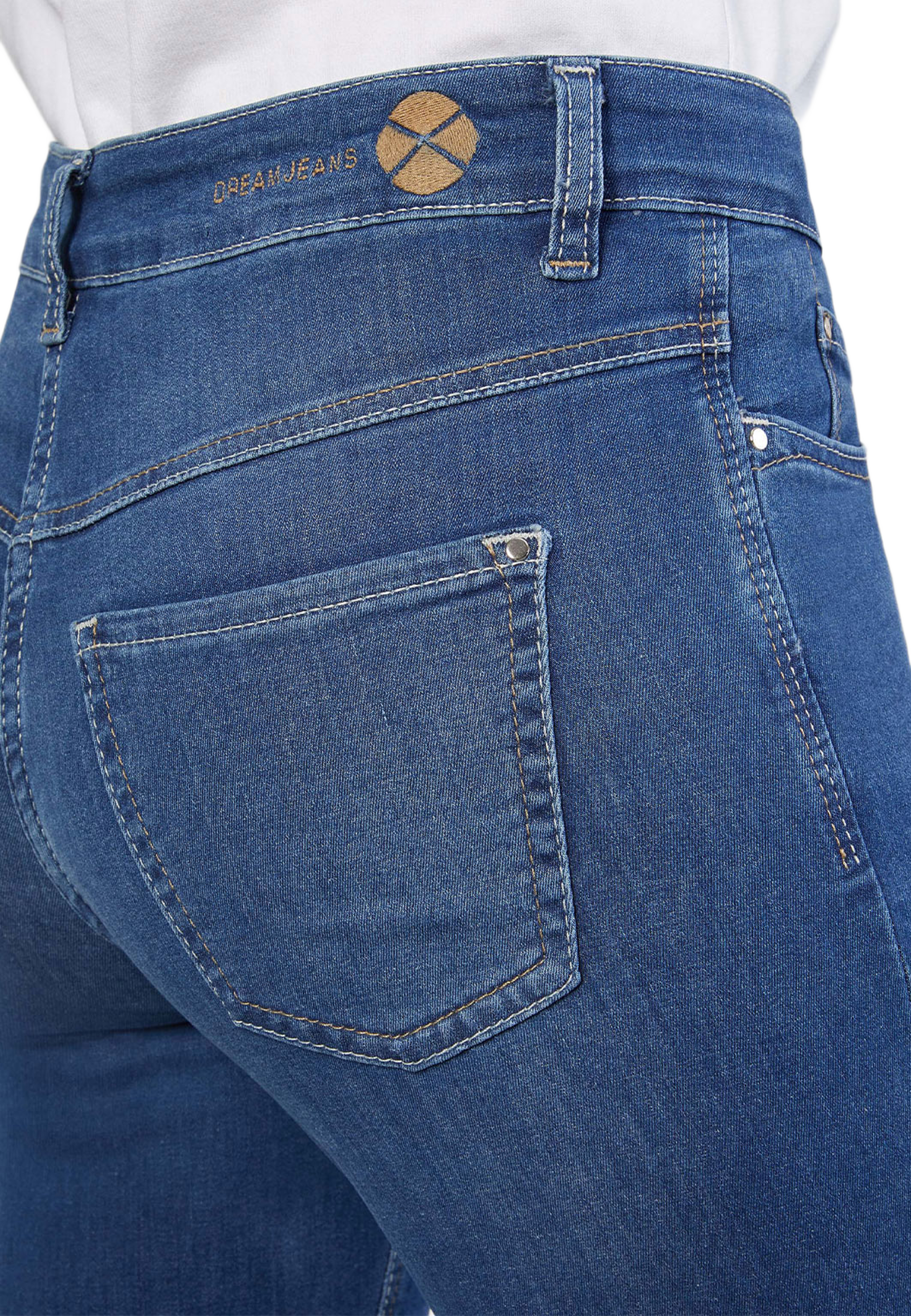 Dream Jeans 28 Tum, från MAC Clothing, i färgen Mid Blue Authentic Wash. Klicka för att öppna bilden i stort format