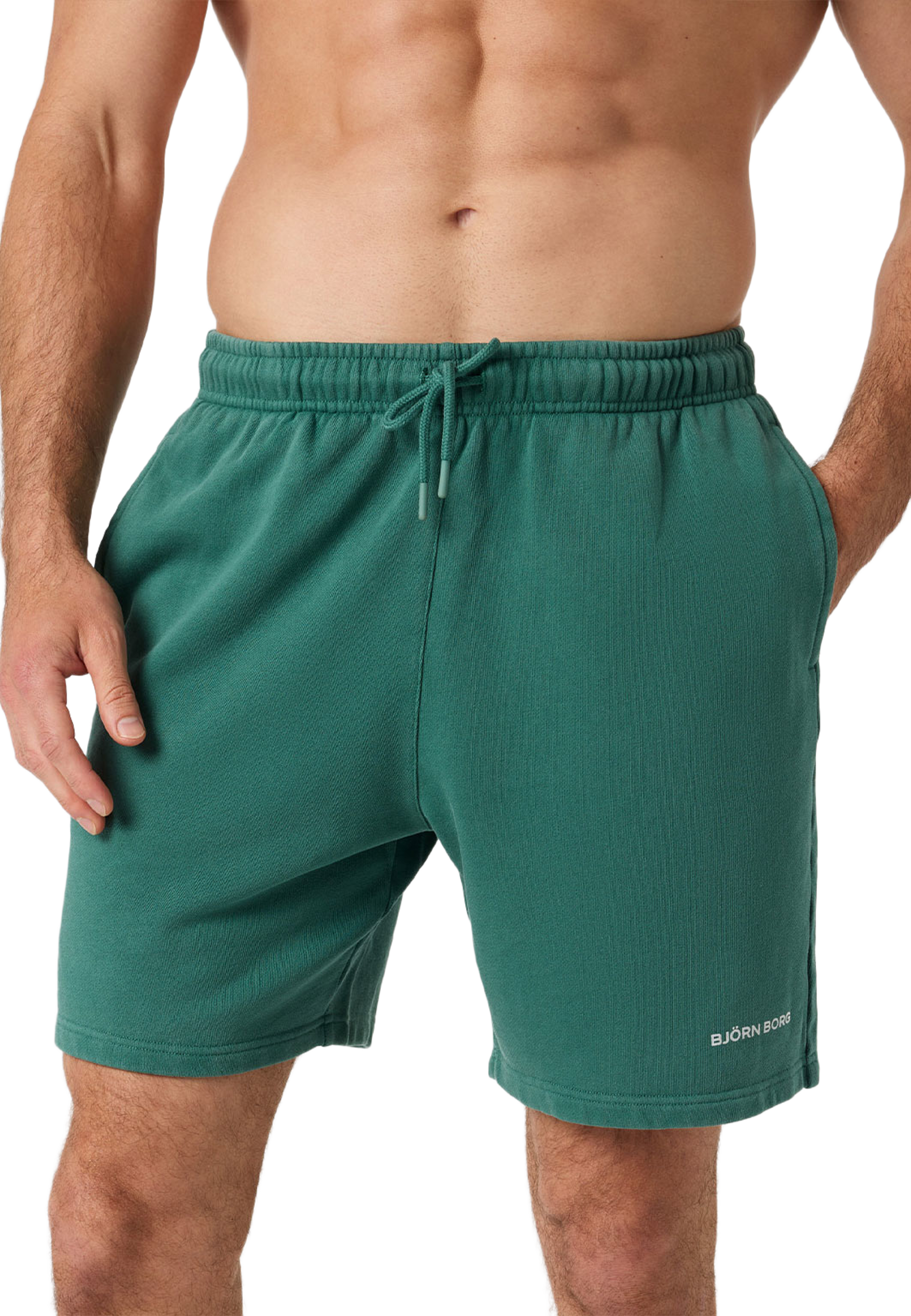 Borg Classic Sweatshorts, från Björn Borg Sport, i färgen Mallard Green. Klicka för att öppna bilden i stort format