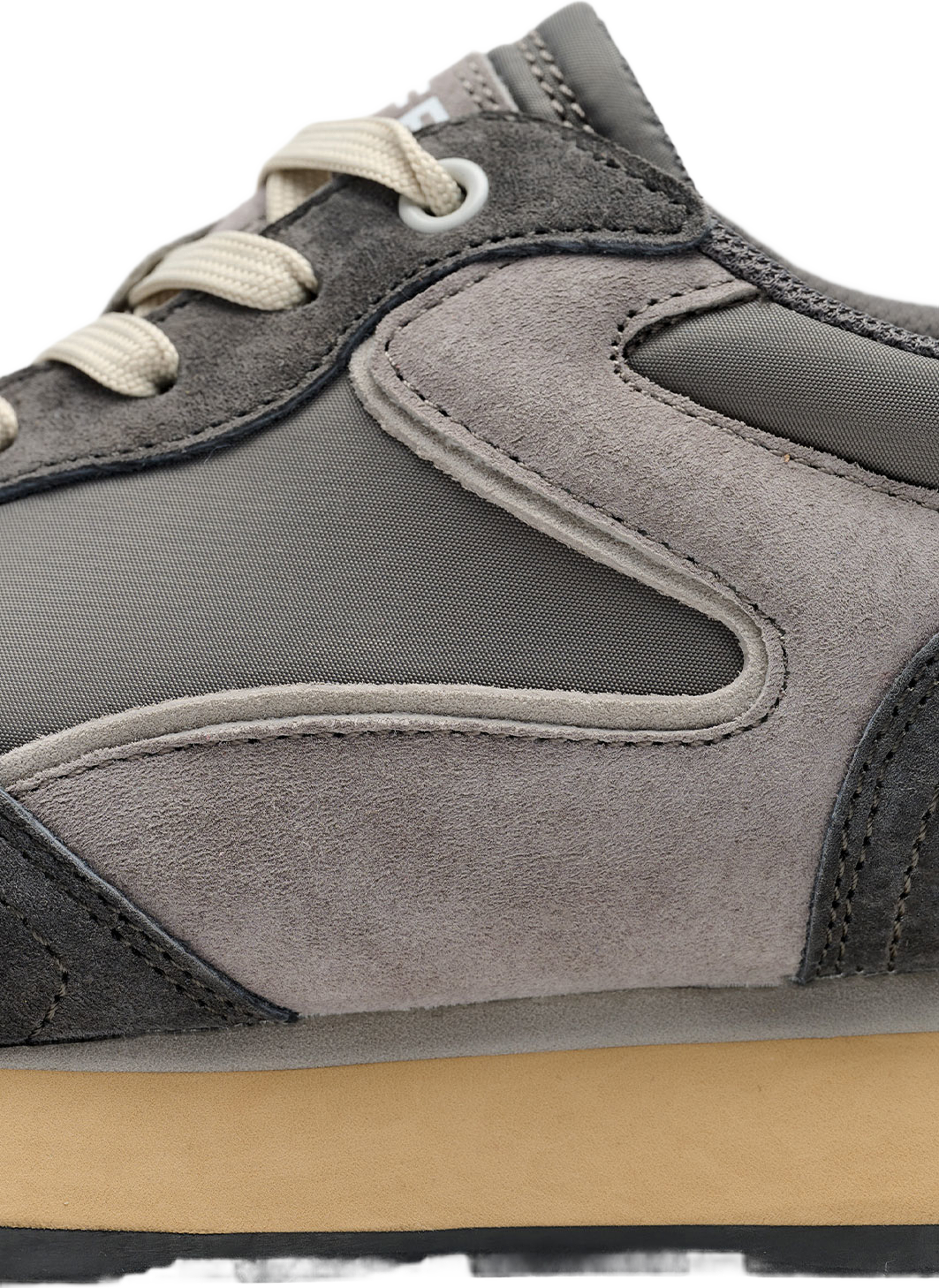 City Retro Sneakers, från HOFF, i färgen Anthracite. Klicka för att öppna bilden i stort format