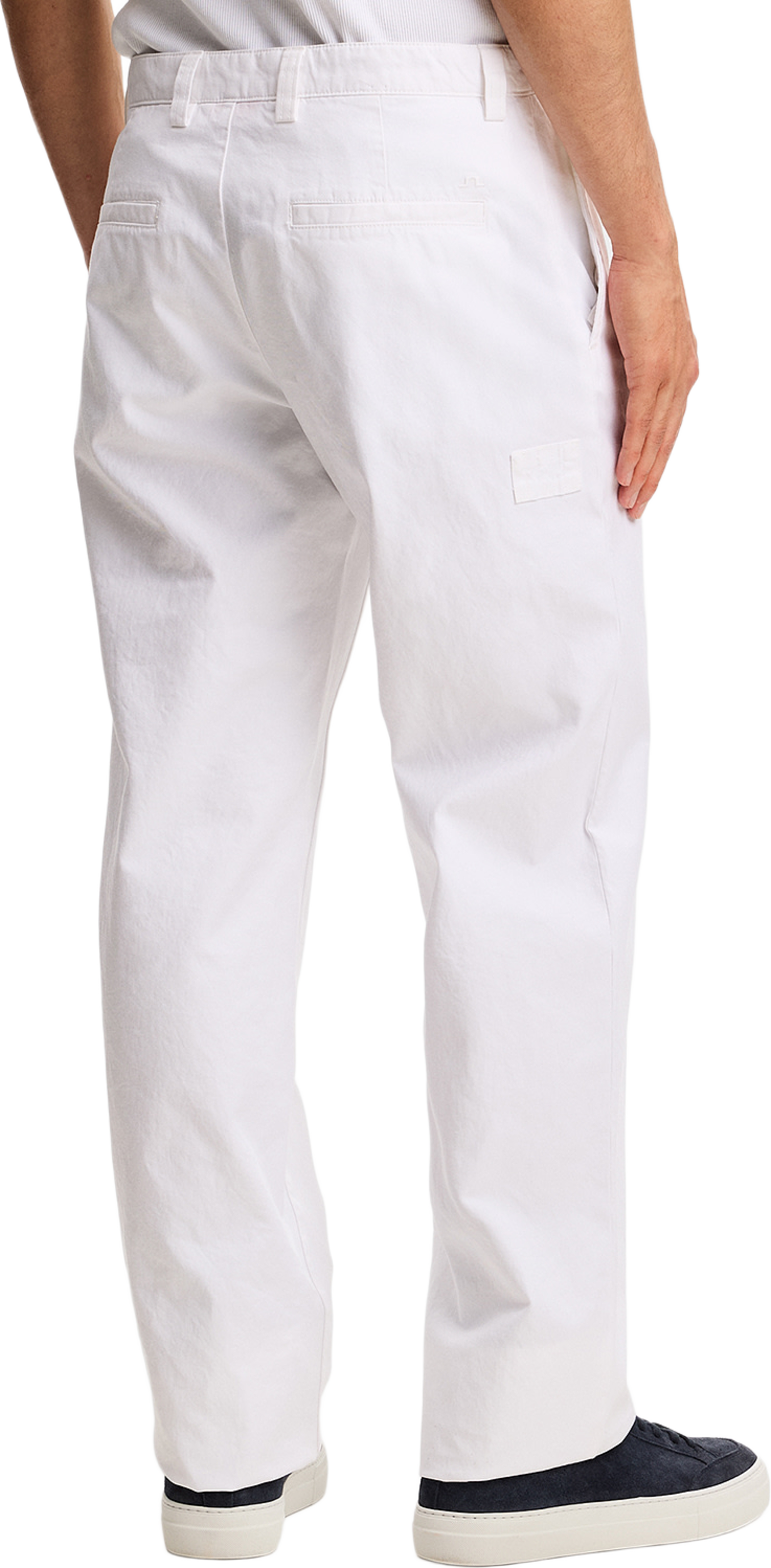 Devyn Cotton Twill Pants, från J.Lindeberg, i färgen White. Klicka för att öppna bilden i stort format