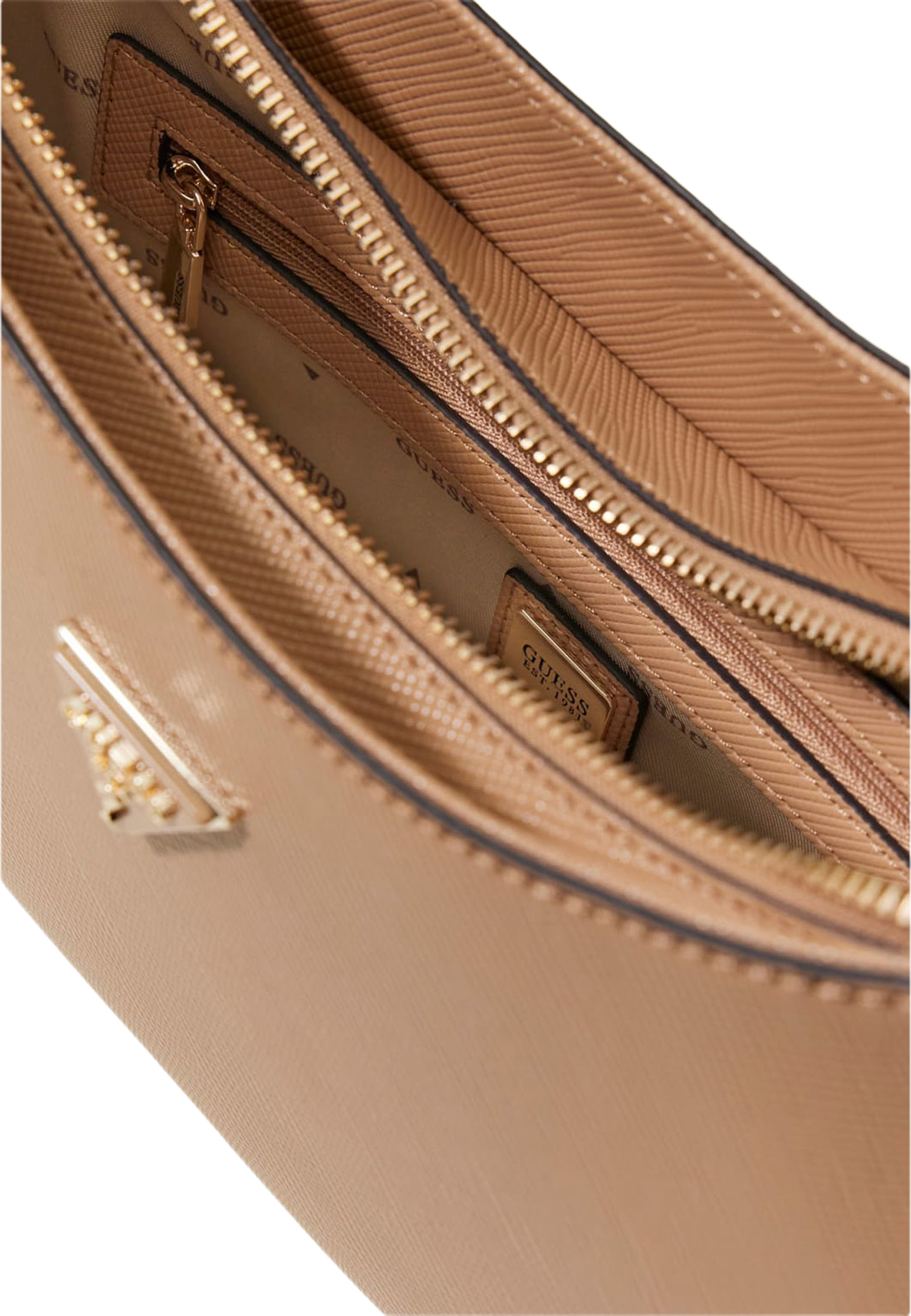 Noelle II Top Zip Shoulder Bag, från Guess, i färgen Beige. Klicka för att öppna bilden i stort format