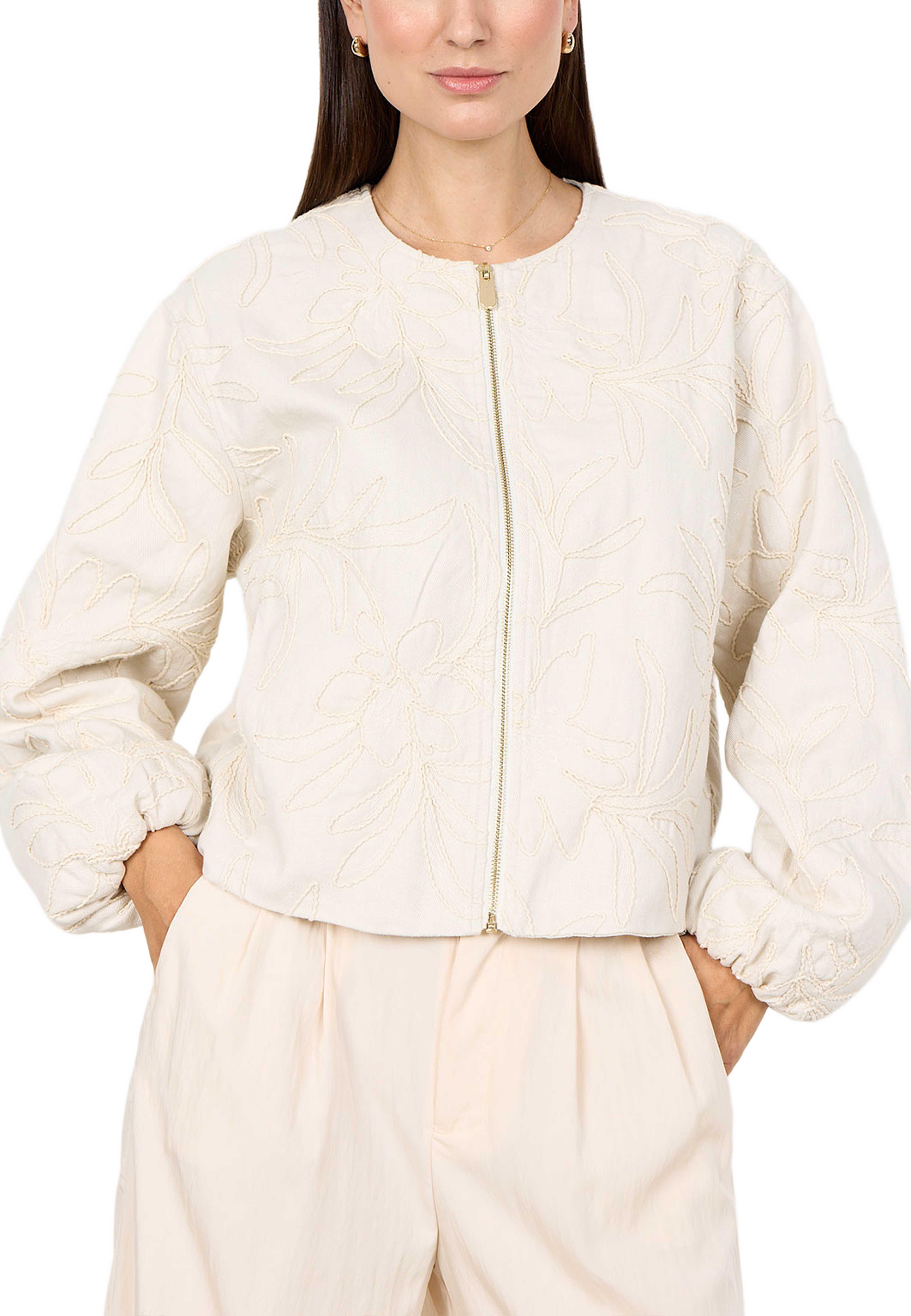 Gerda 2 Jacket, från Soyaconcept, i färgen Cream. Klicka för att öppna bilden i stort format