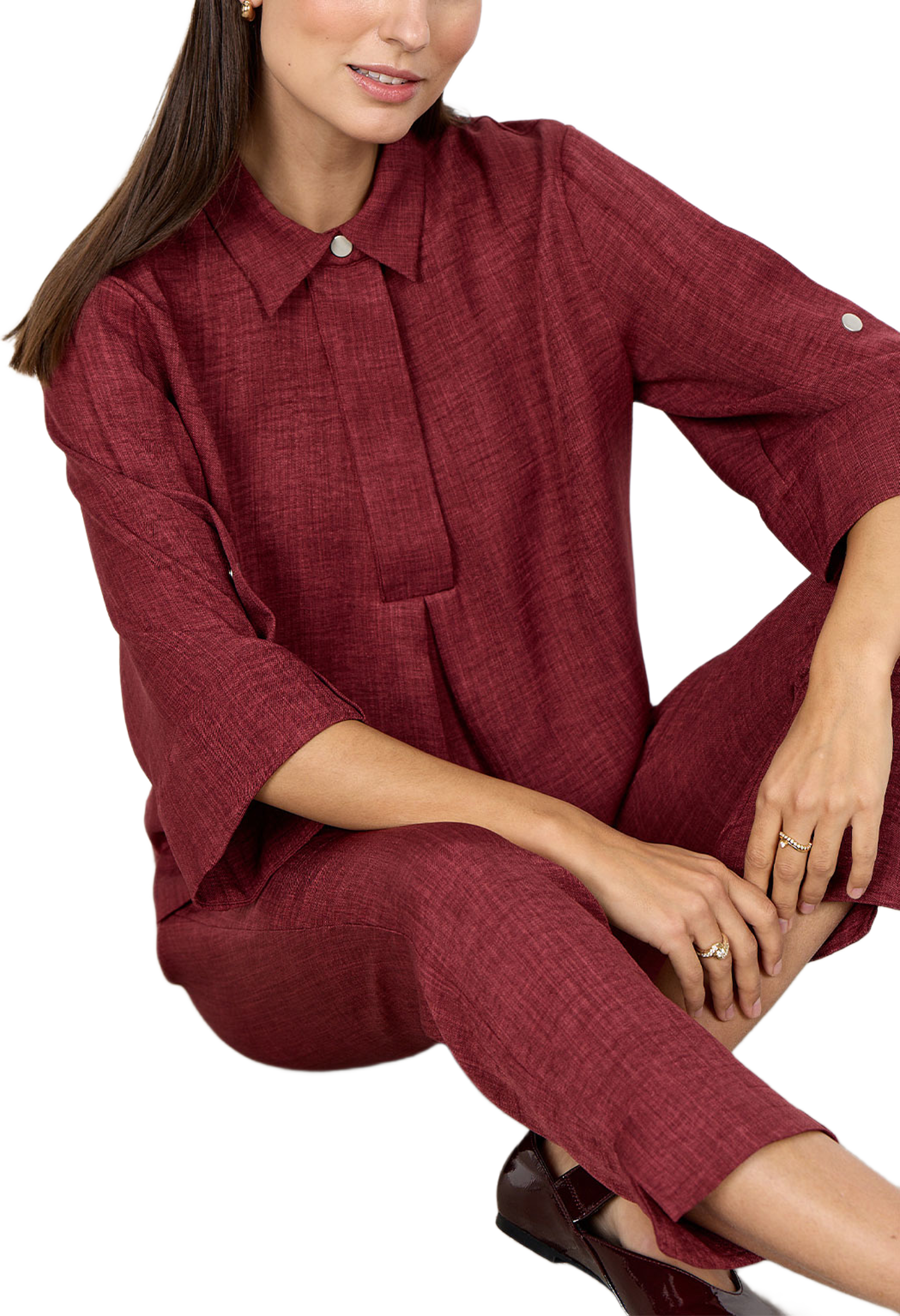 Charissa 5 Shirt, från Soyaconcept, i färgen Oxblood Red. Klicka för att öppna bilden i stort format