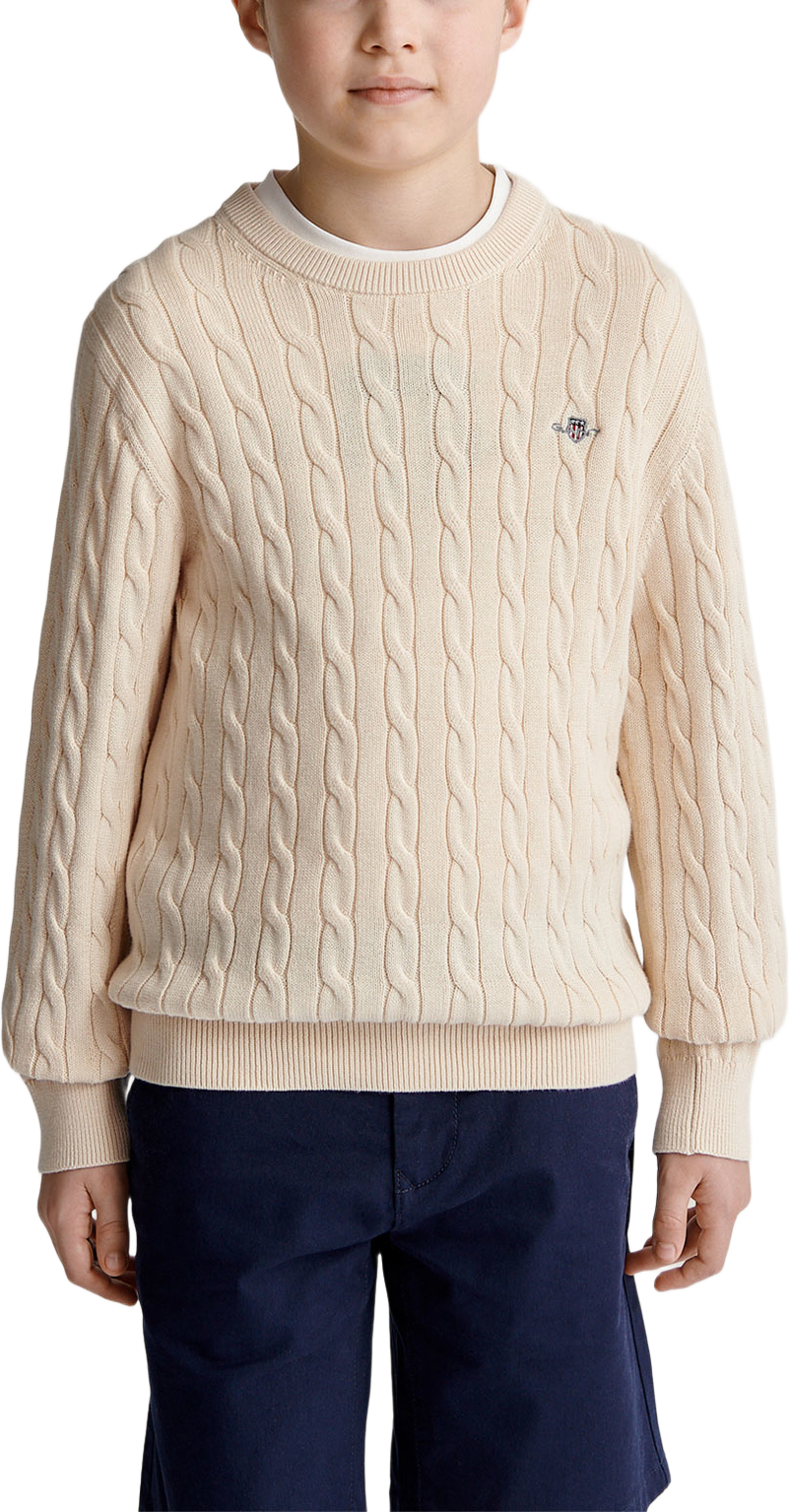 Sweater Shield Cotton Cable Neck Sweater, från GANT, i färgen Creamed White. Klicka för att öppna bilden i stort format